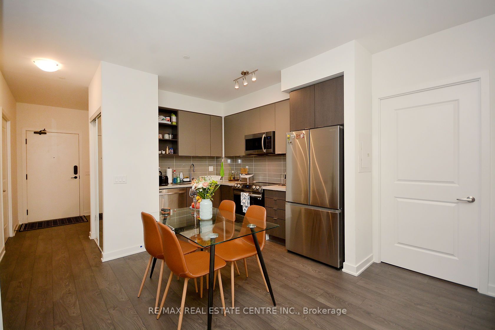 4655 Metcalfe Ave, #105B