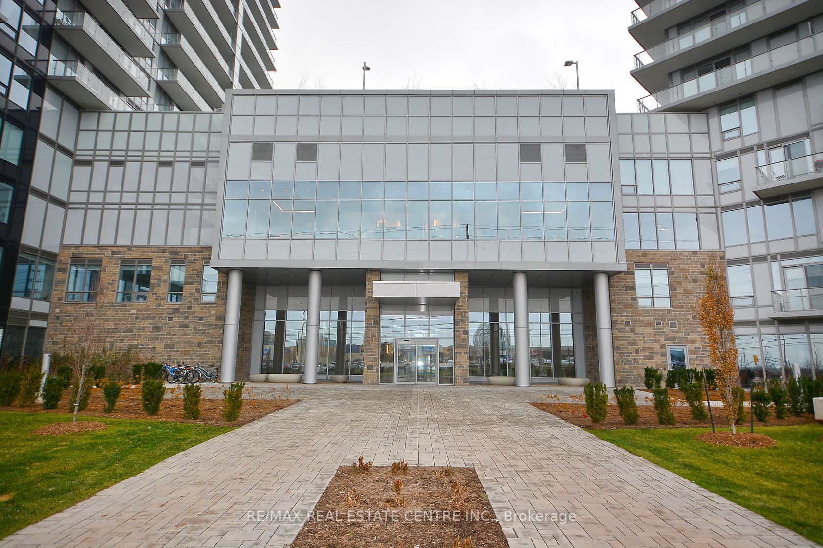 4655 Metcalfe Ave, #105B