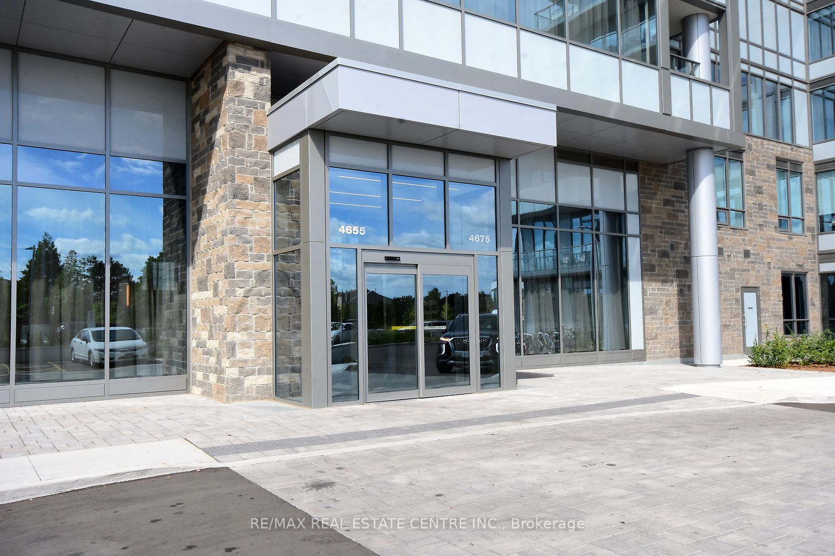 4655 Metcalfe Ave, #105B