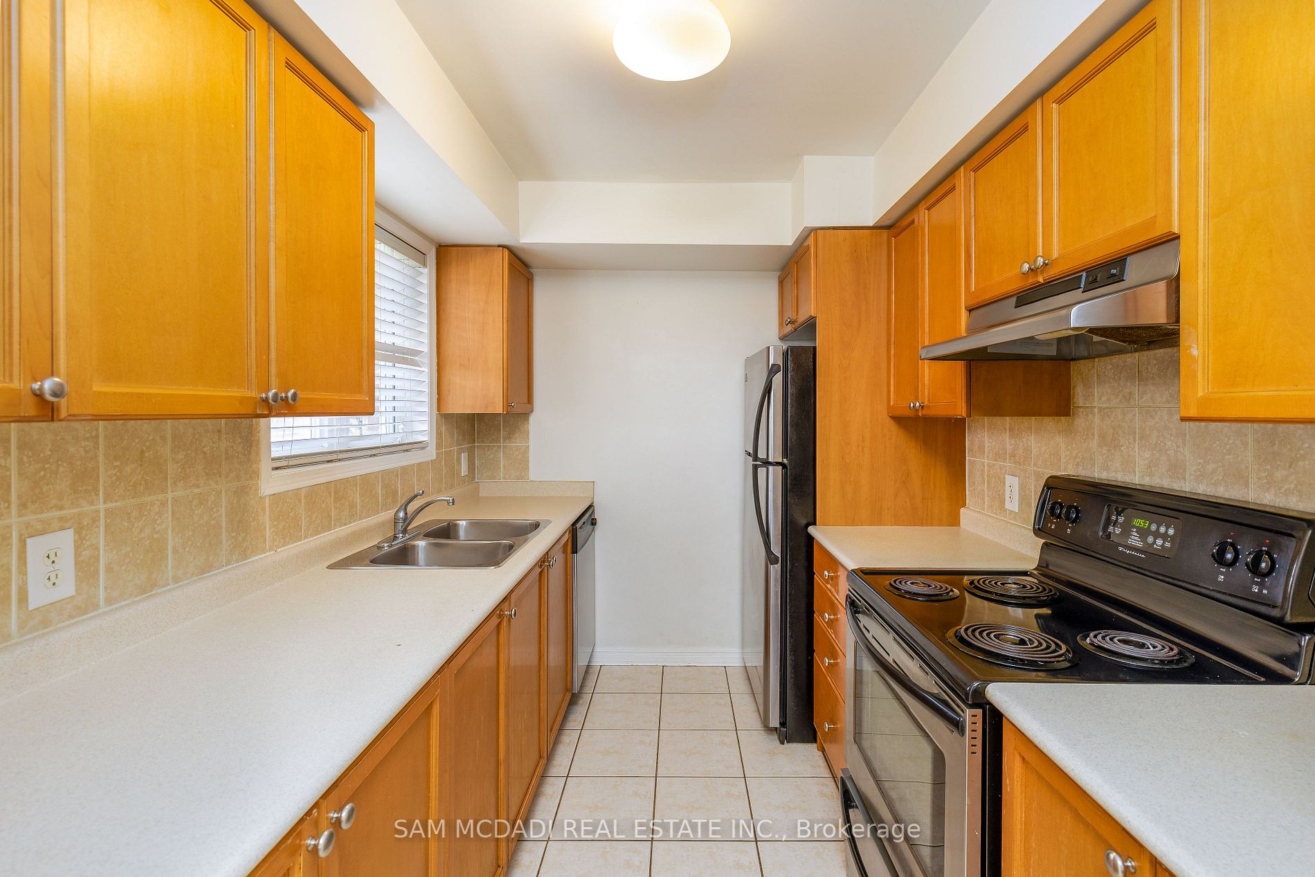 4975 Southampton Dr, #271