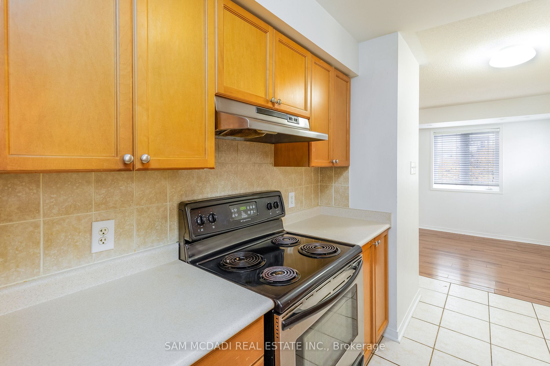 4975 Southampton Dr, #271