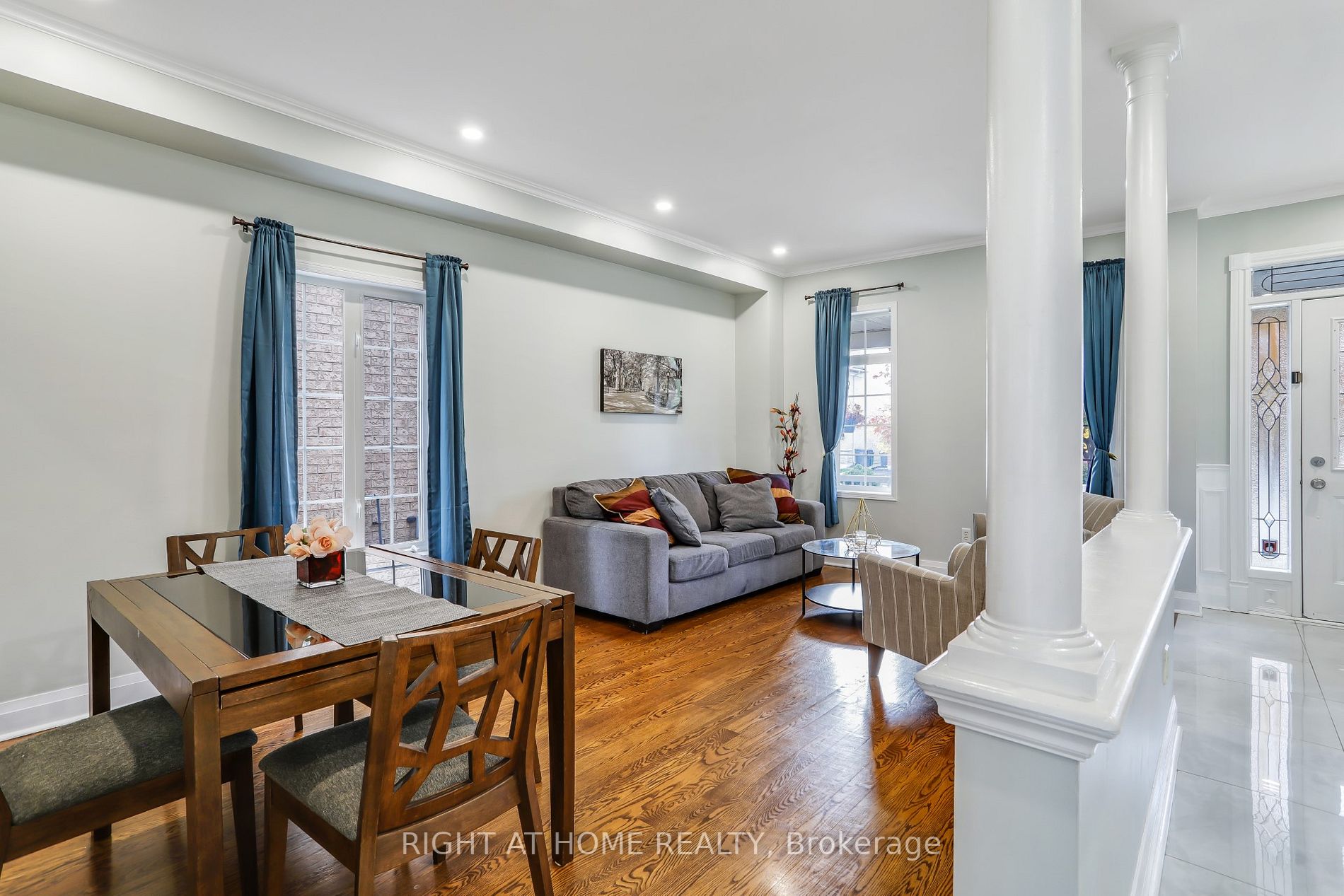 5561 Heathcote Walk