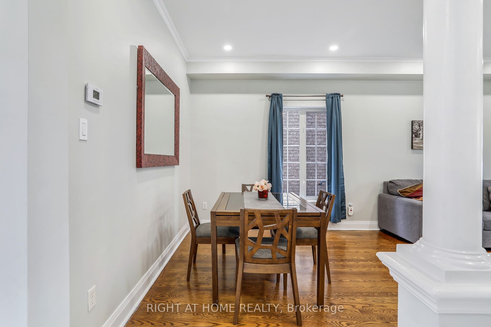 5561 Heathcote Walk