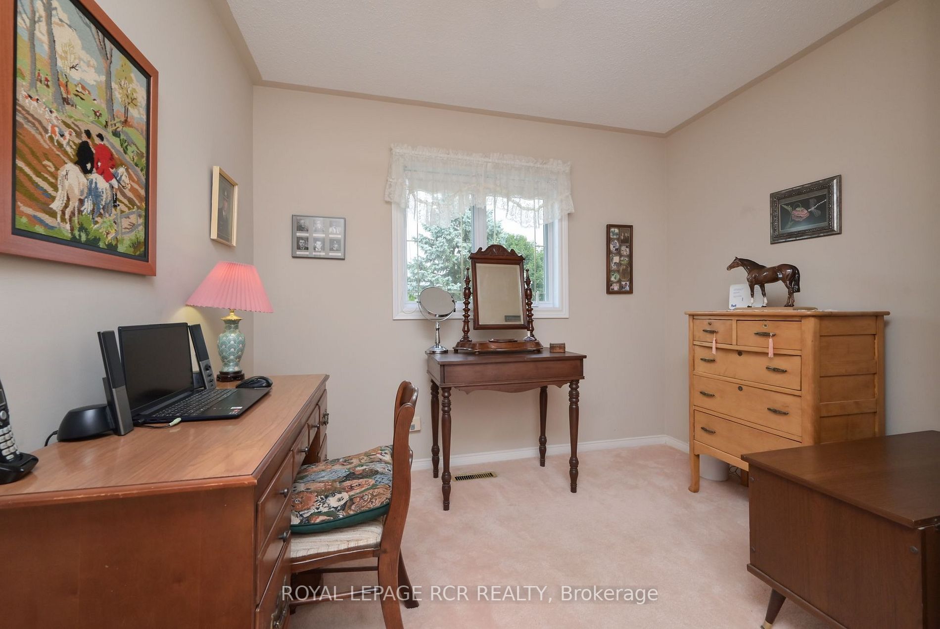 118 Courtney Cres