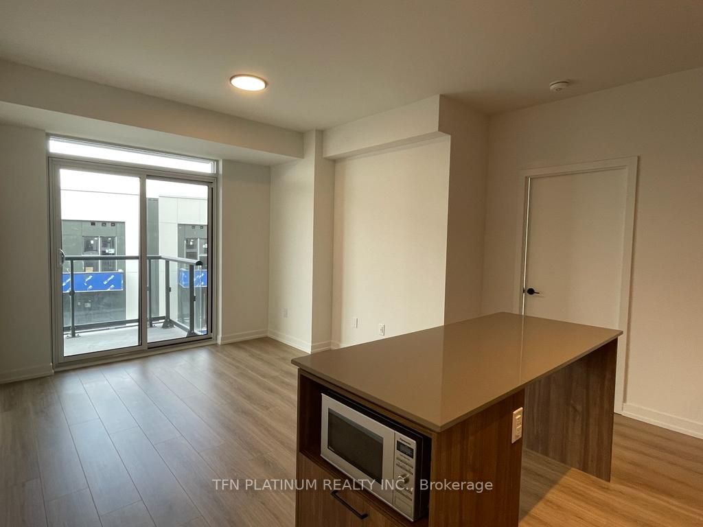 10 Lagerfield Dr, #303