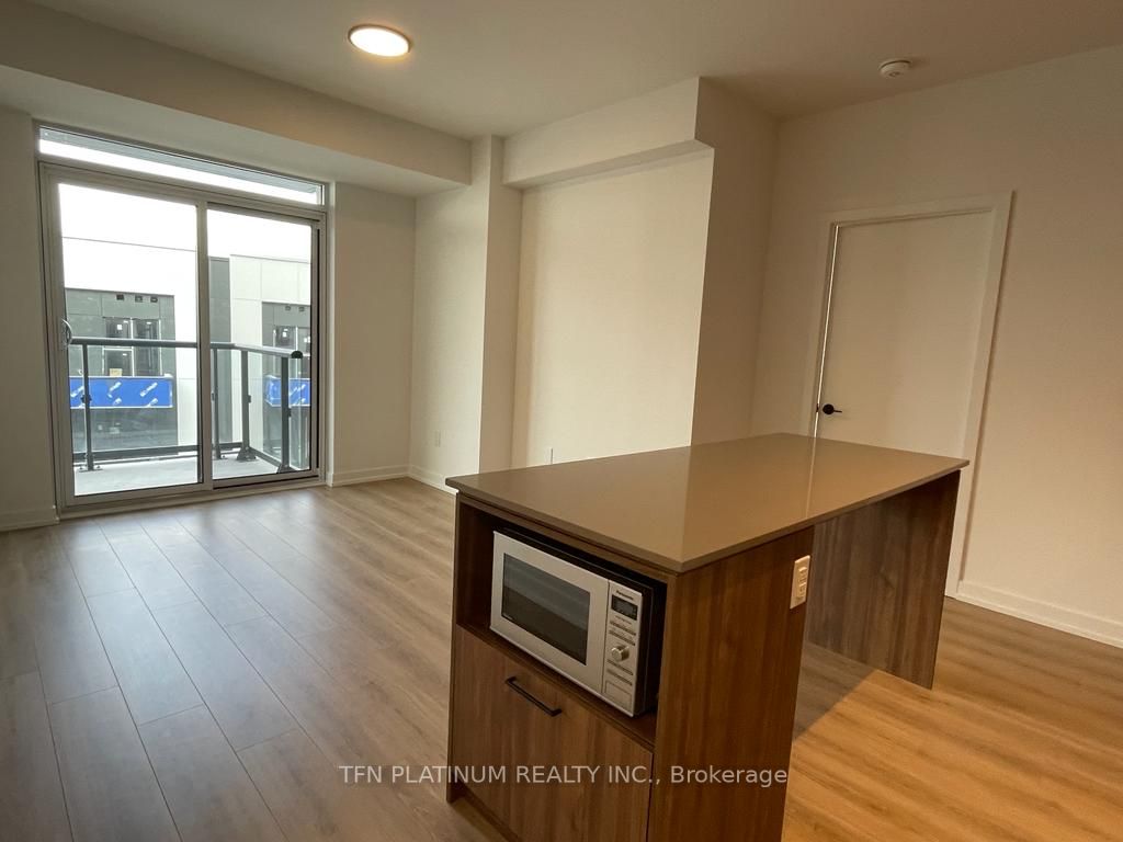 10 Lagerfield Dr, #303