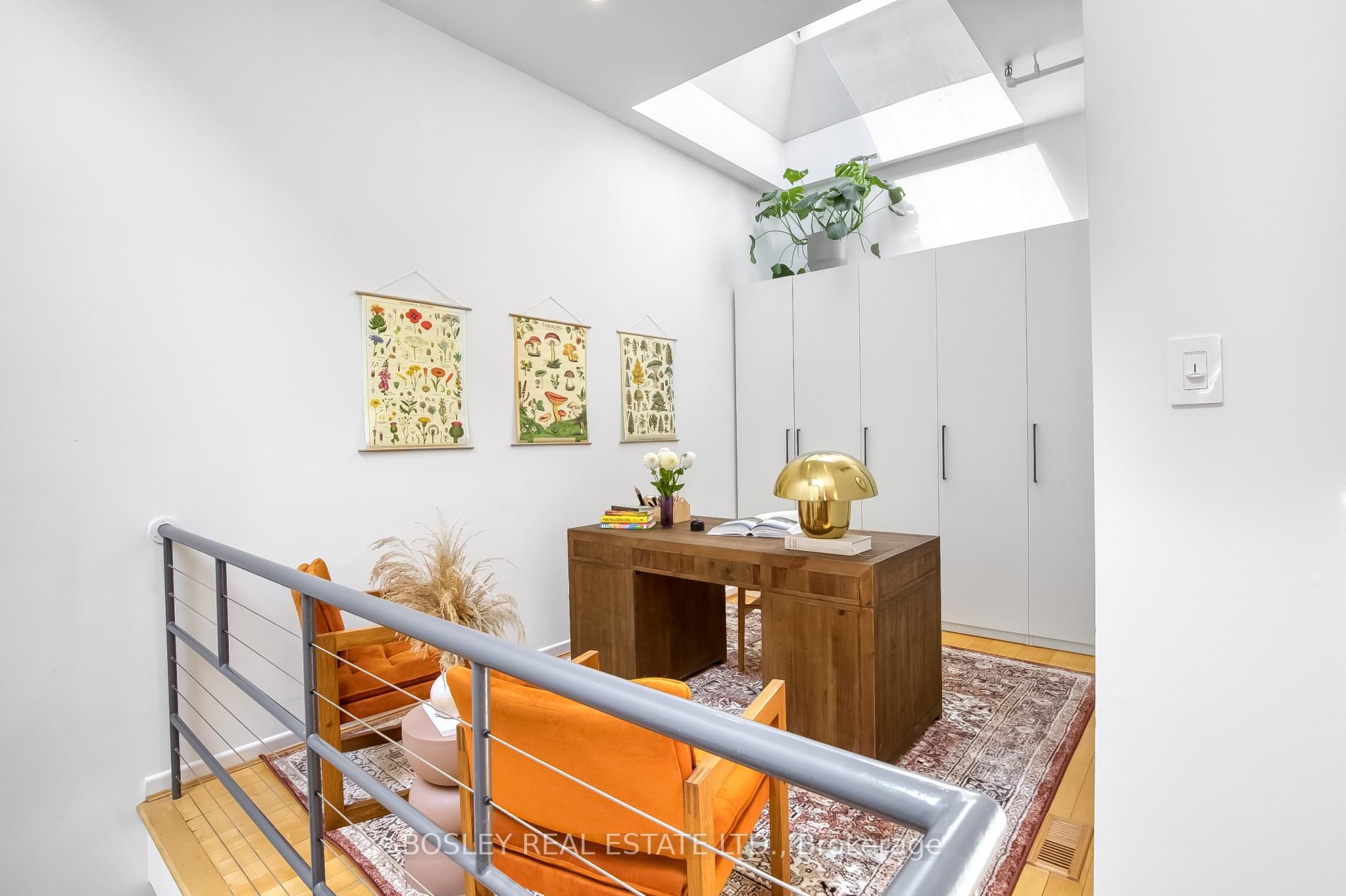 6 Bartlett Ave, #4