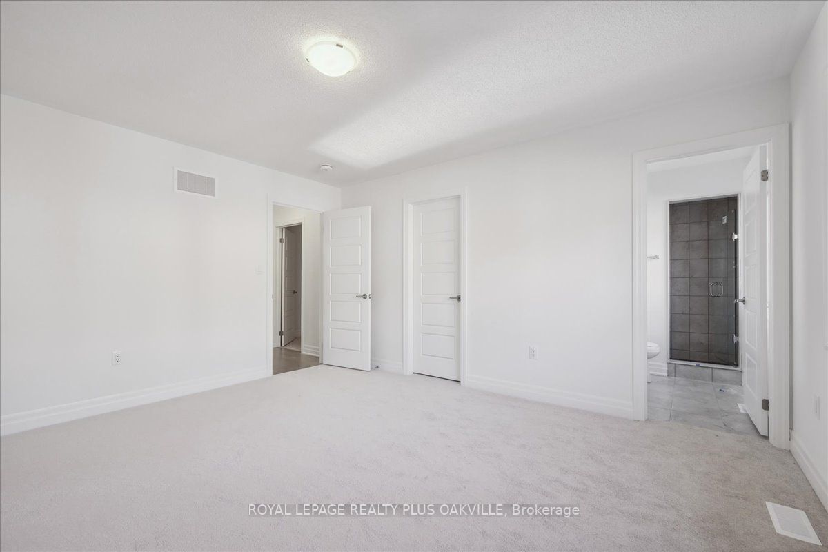26 Keppel Circ