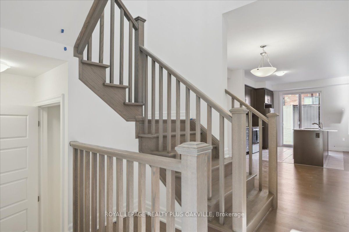 26 Keppel Circ