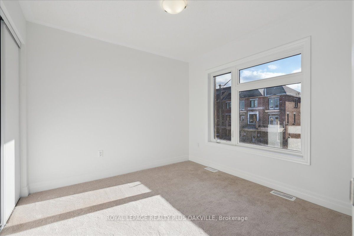 26 Keppel Circ