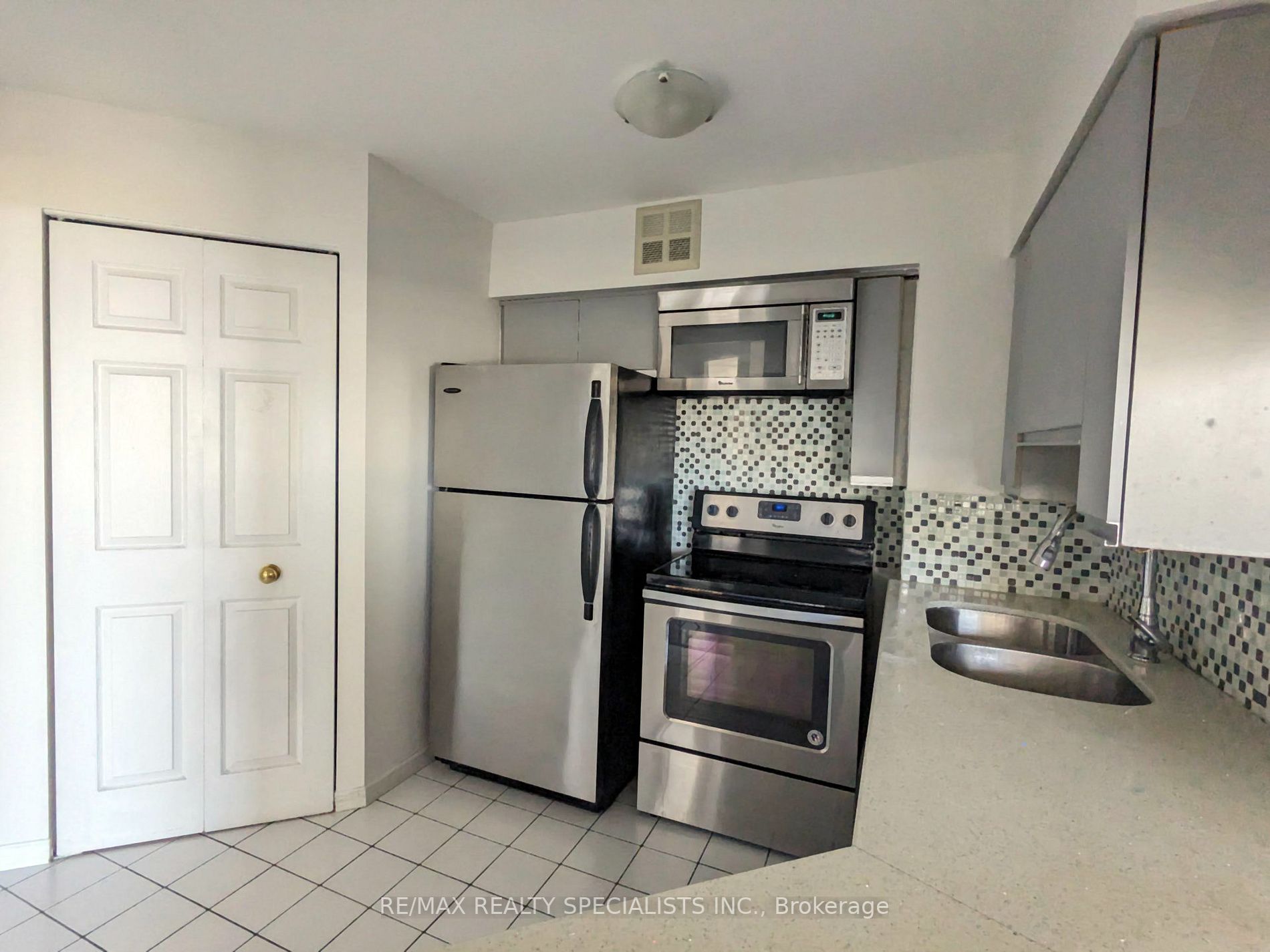 50 Kingsbridge Garden Circle, #1807