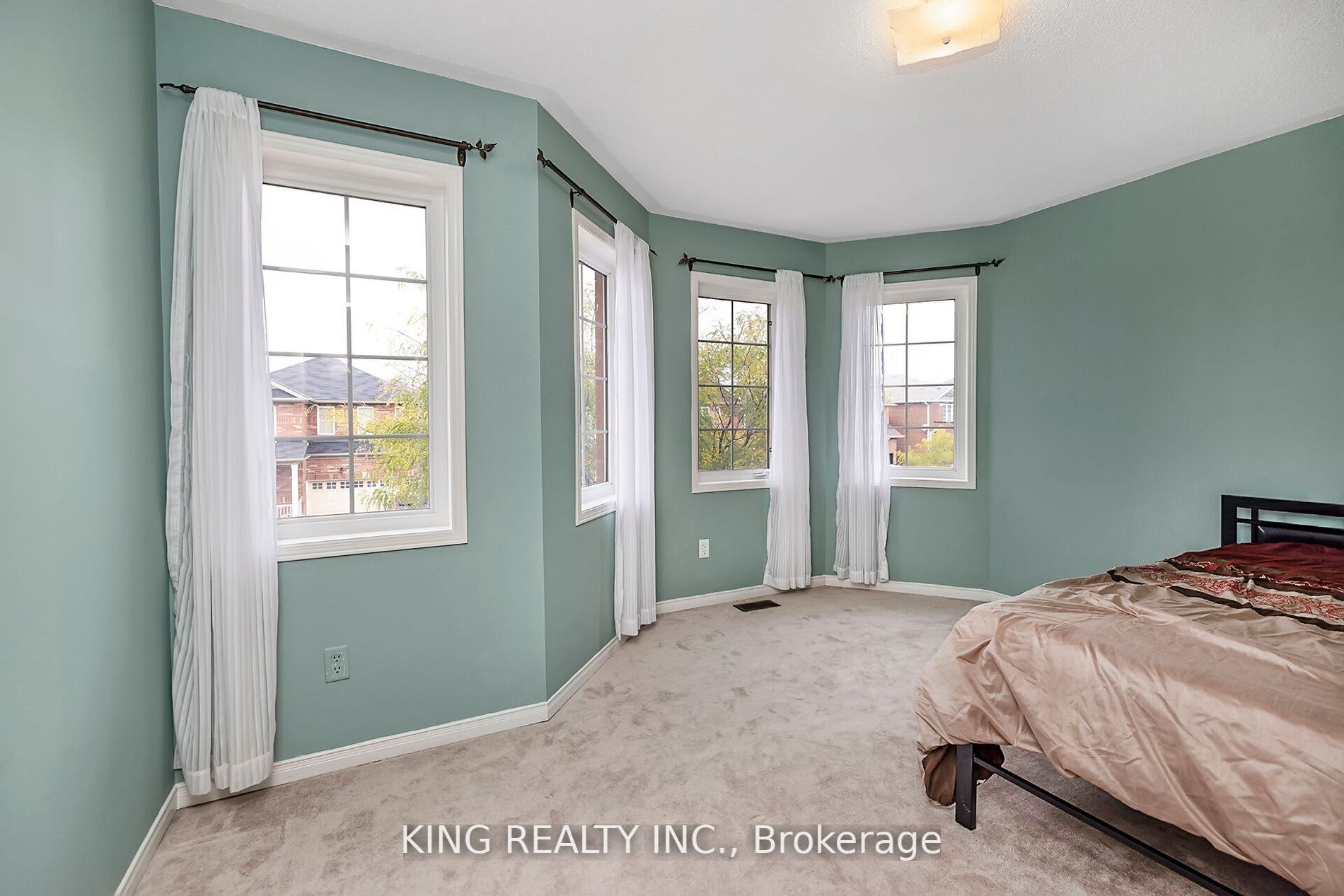 11 Dawes Rd