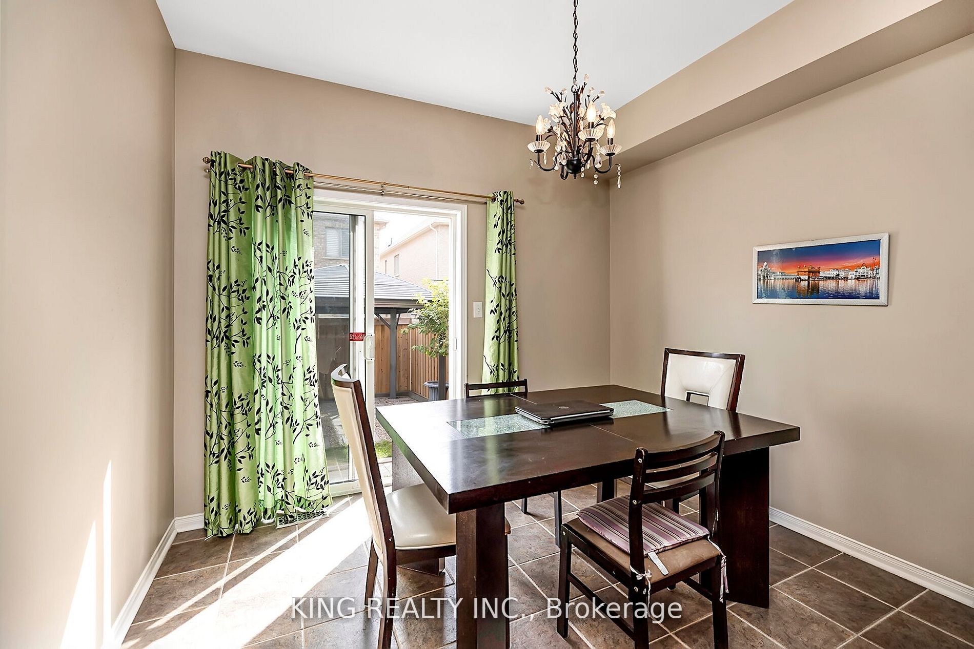11 Dawes Rd