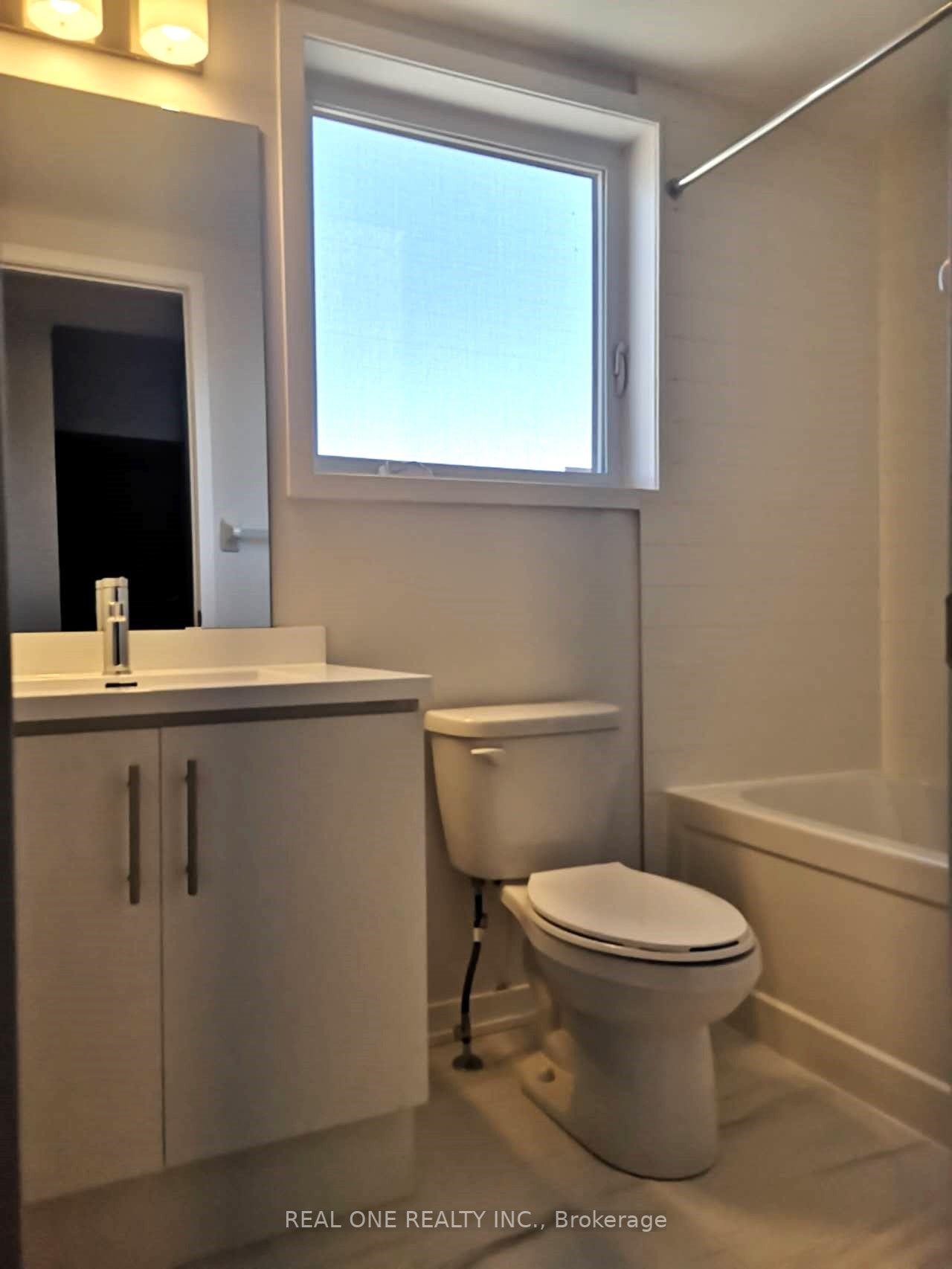 30 William Jackson Way, #111