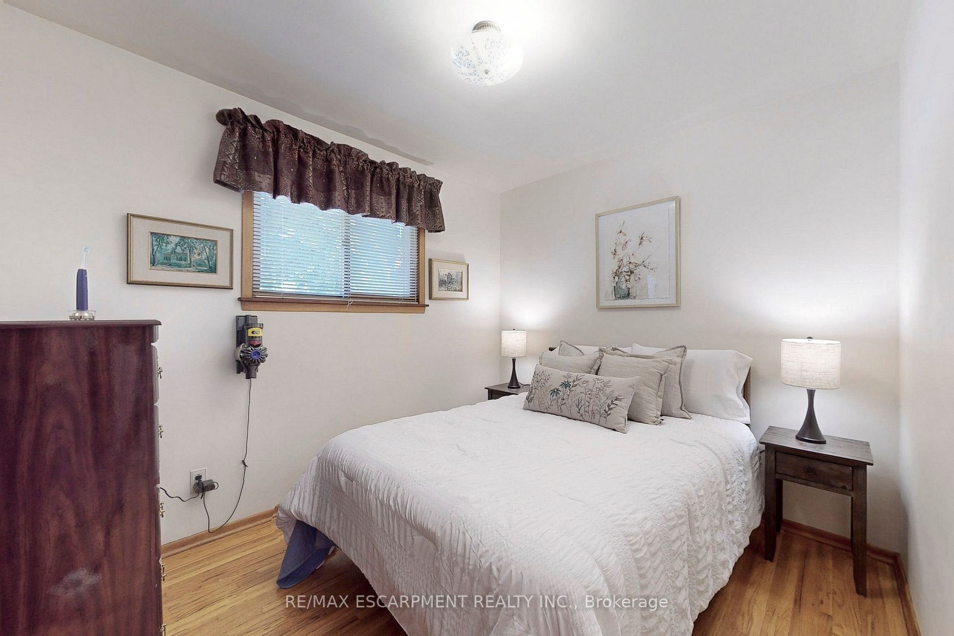 284 Foxbar Rd