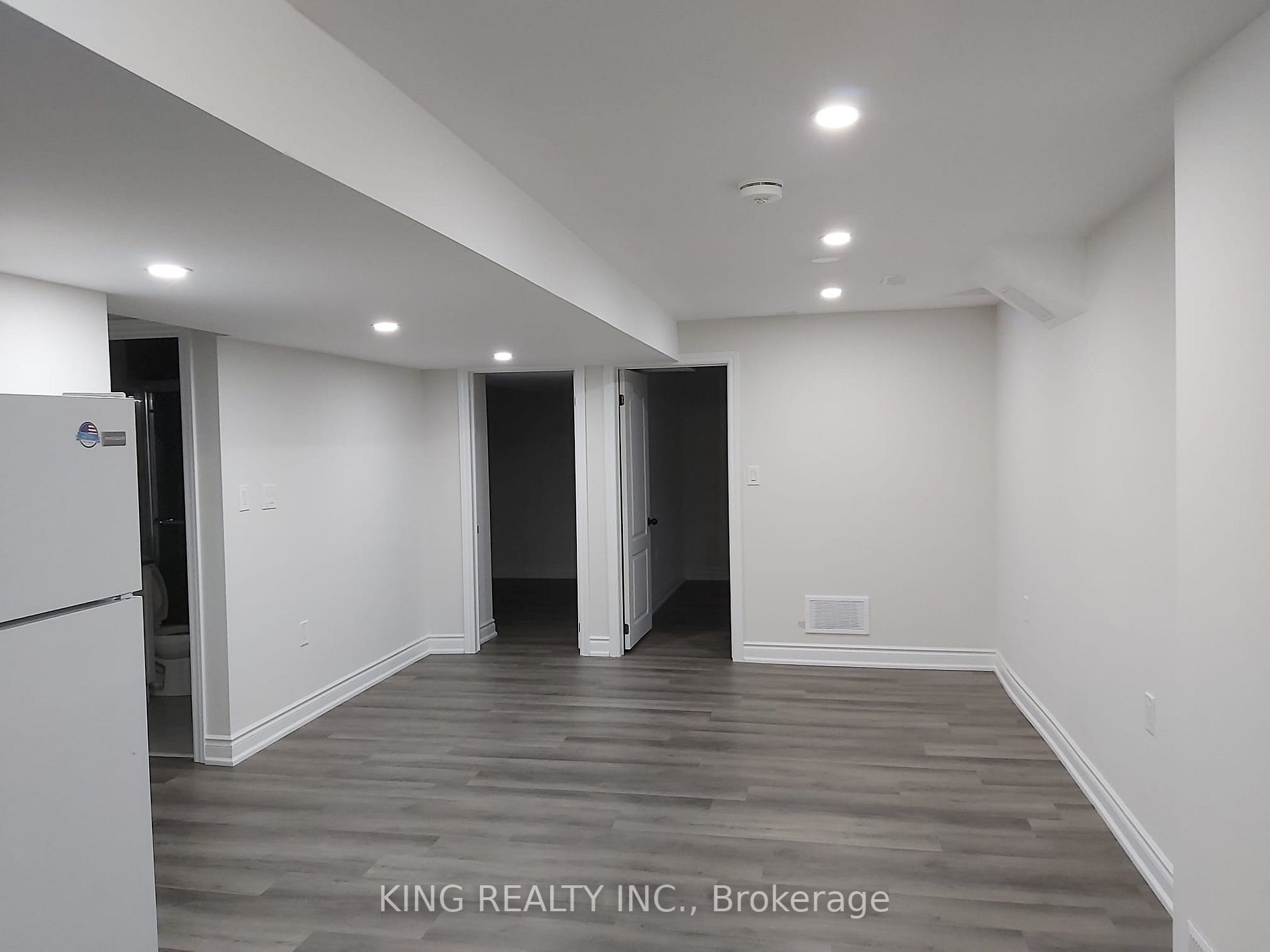 24 Williamson Dr