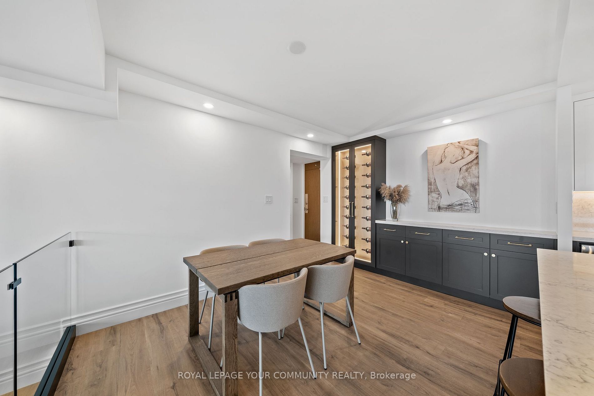 260 Scarlett Rd, #1512