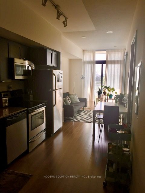 105 The Queensway, #508
