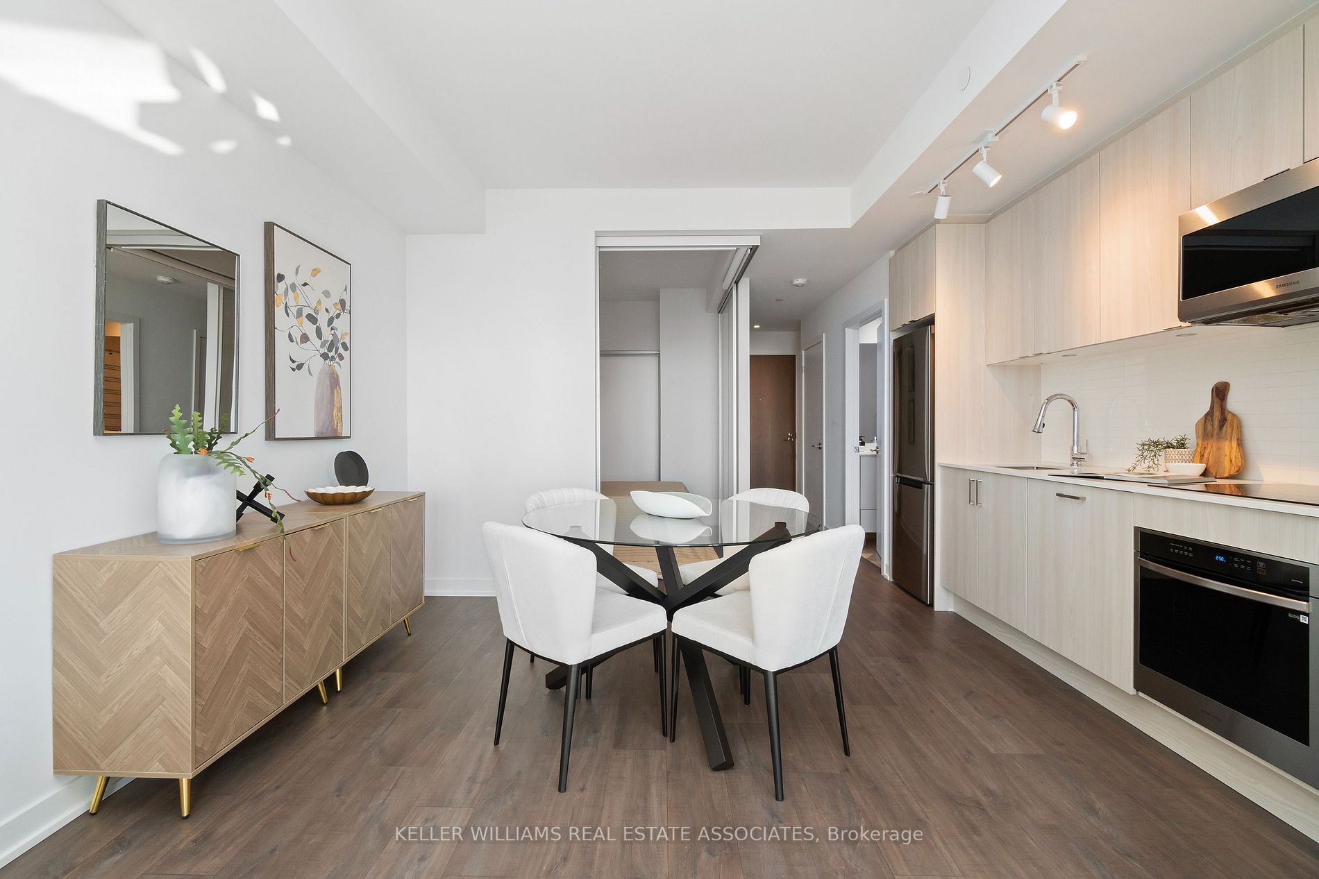 1928 Lake Shore Blvd W, #3711