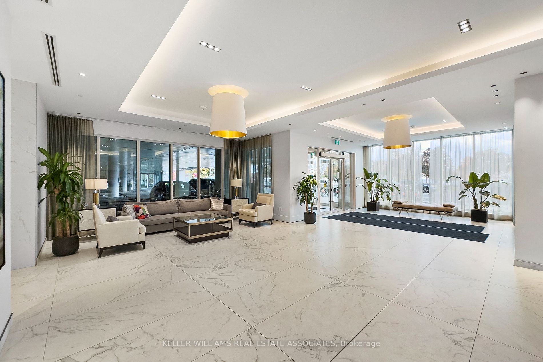 1928 Lake Shore Blvd W, #3711