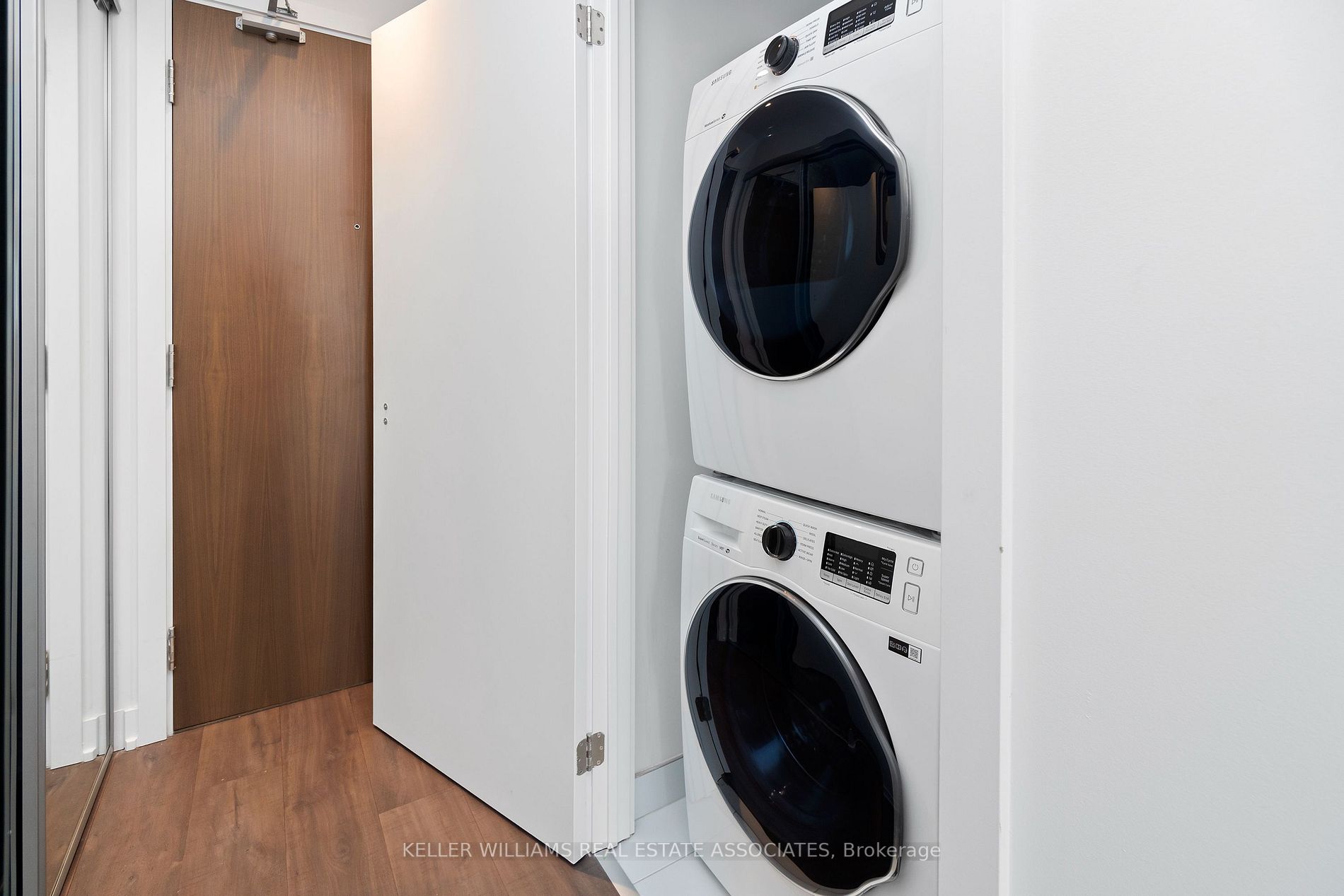 1928 Lake Shore Blvd W, #3711