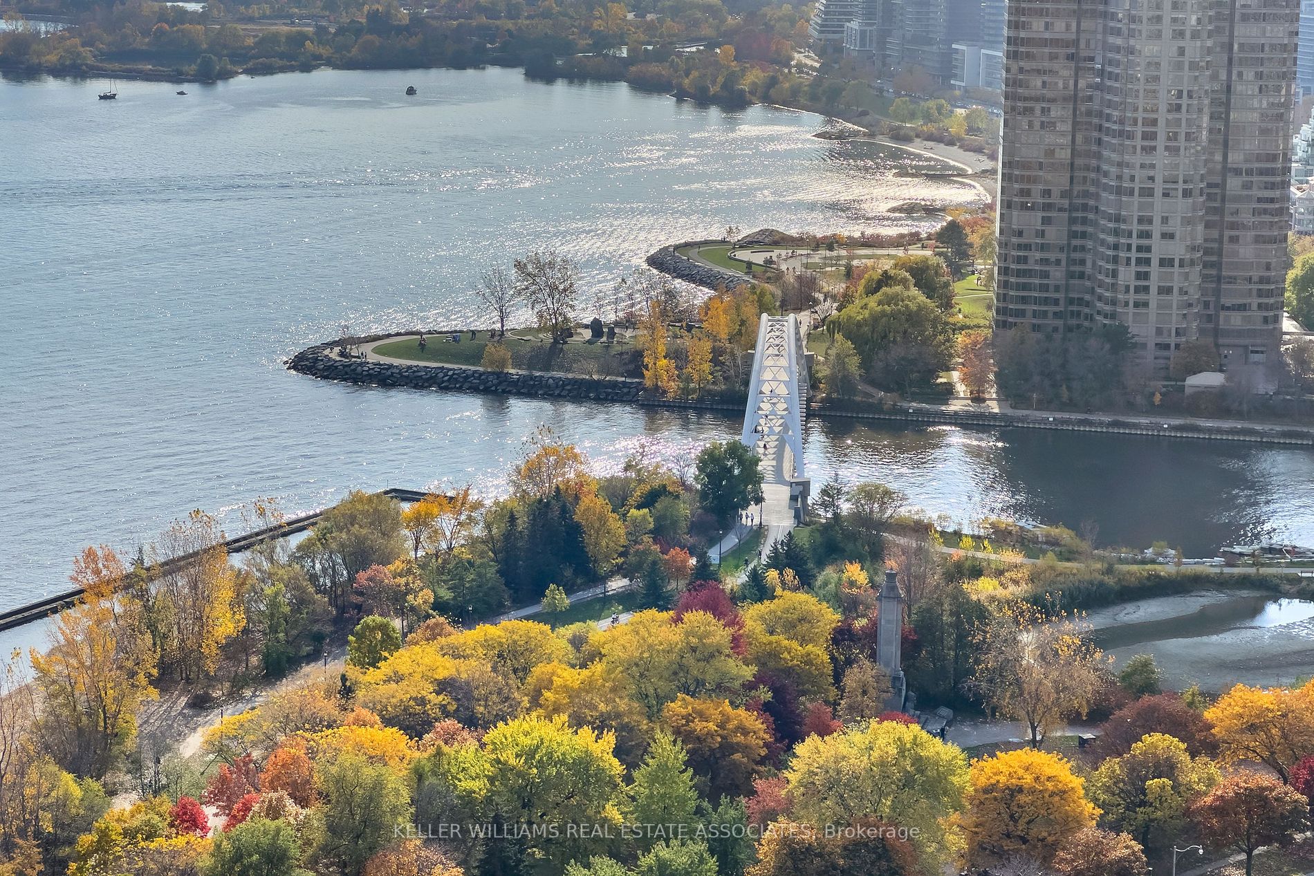 1928 Lake Shore Blvd W, #3711