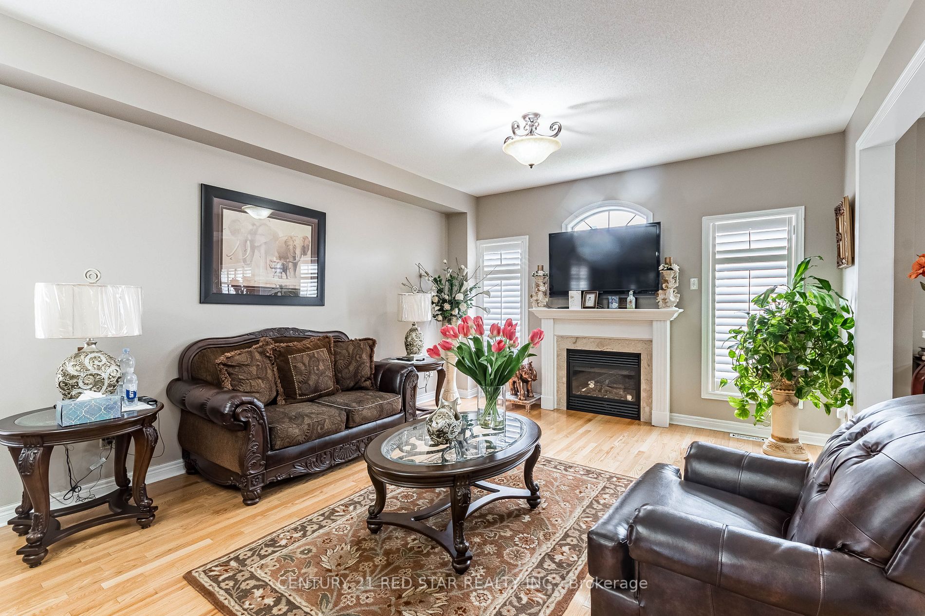 23 Oblate Cres