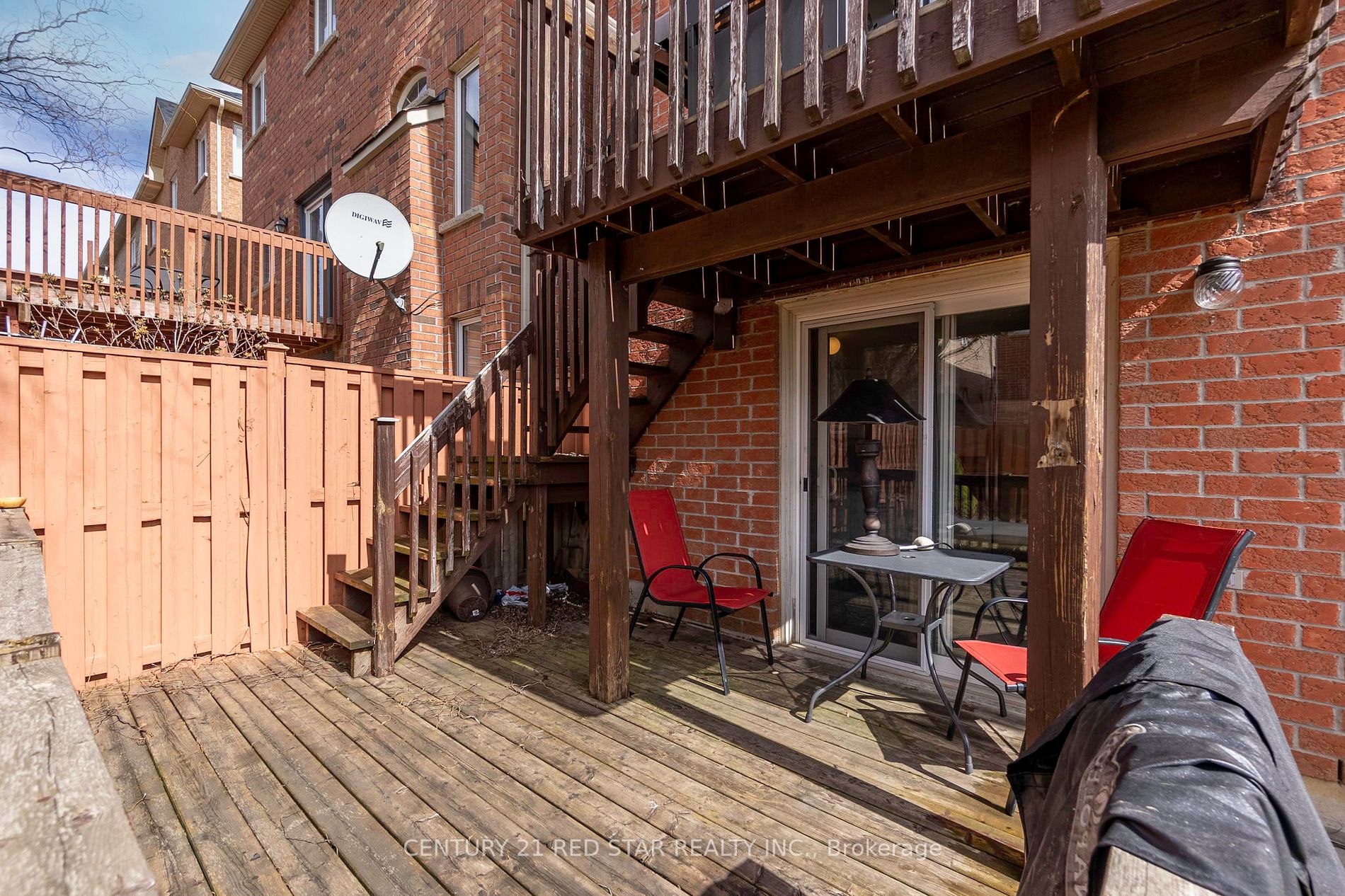 23 Oblate Cres