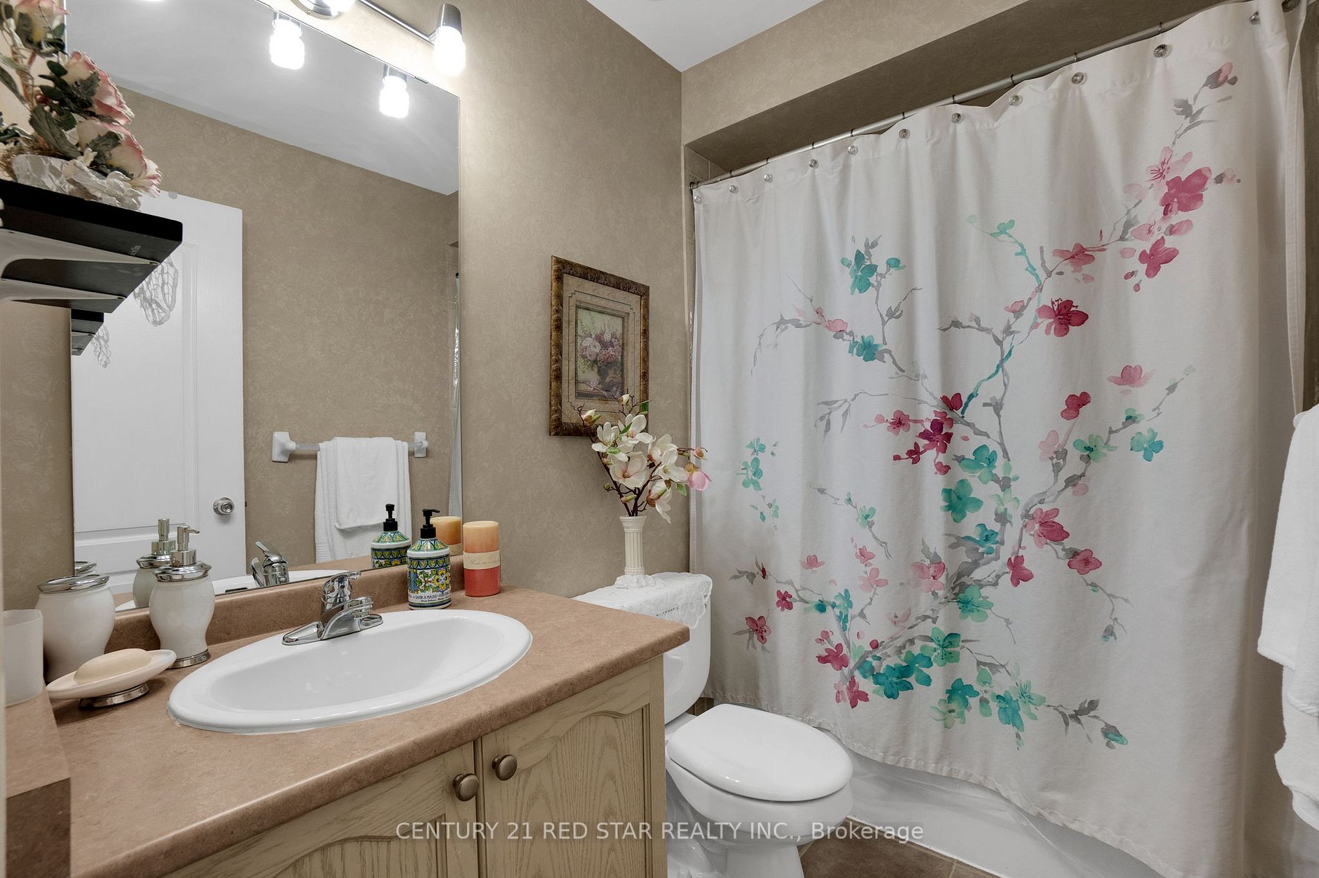 23 Oblate Cres