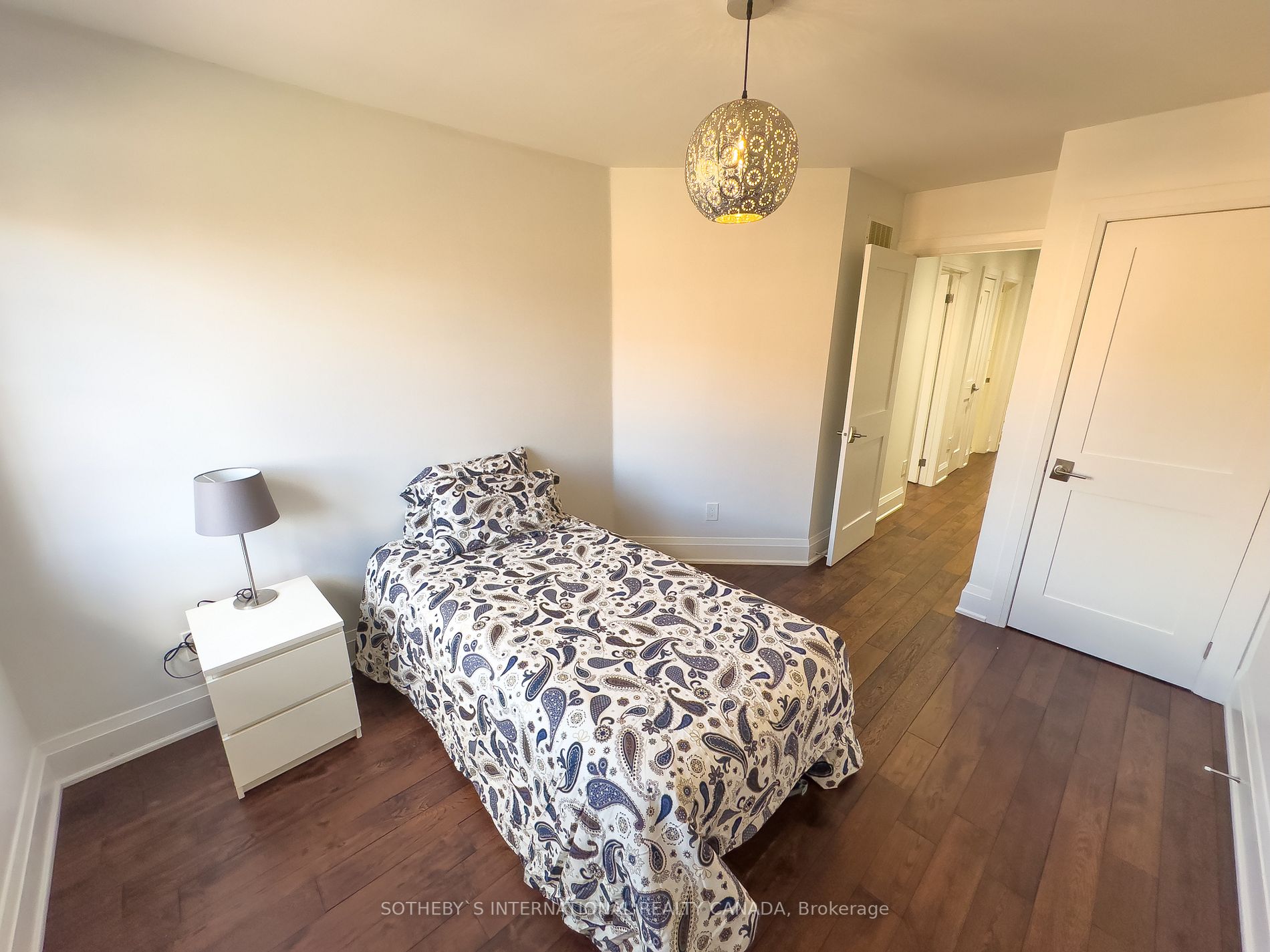 3950 Erin Centre Blvd, #62