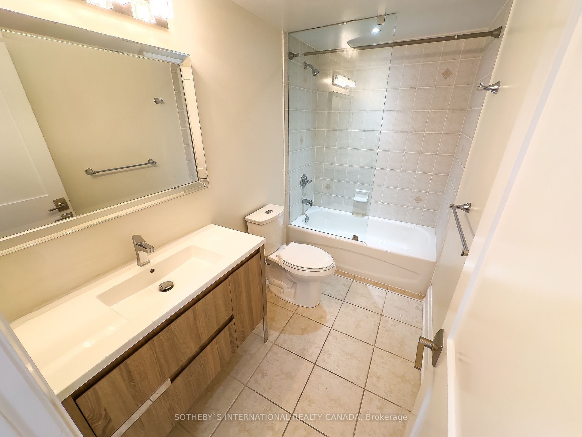3950 Erin Centre Blvd, #62