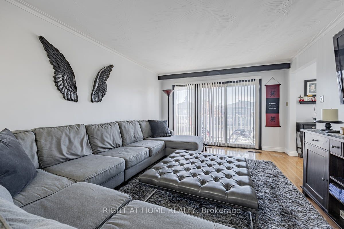 44 Anthia Dr