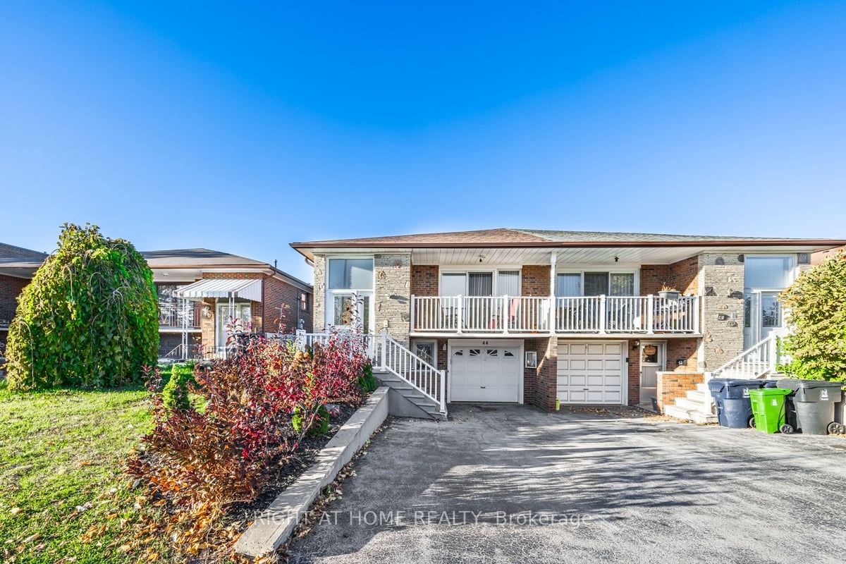 44 Anthia Dr