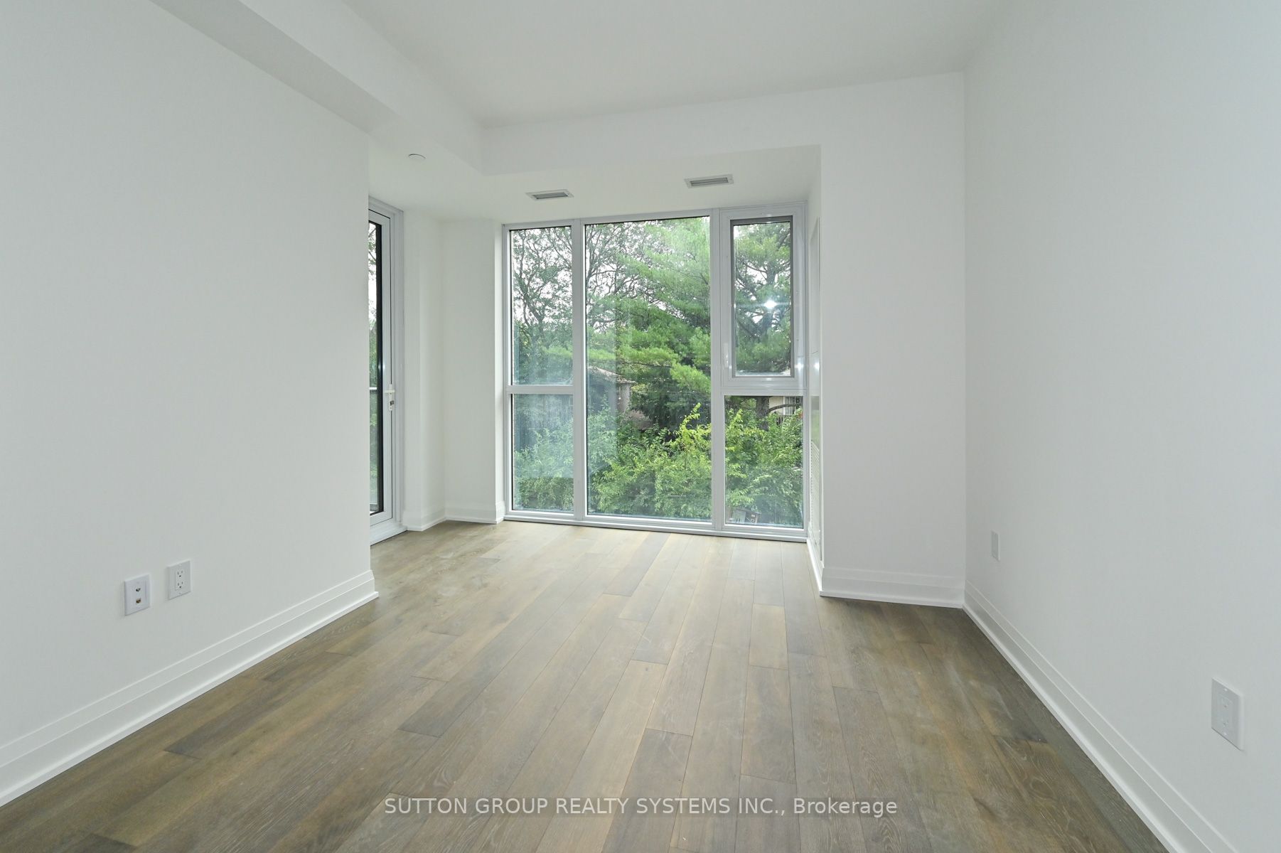 293 The Kingsway #207