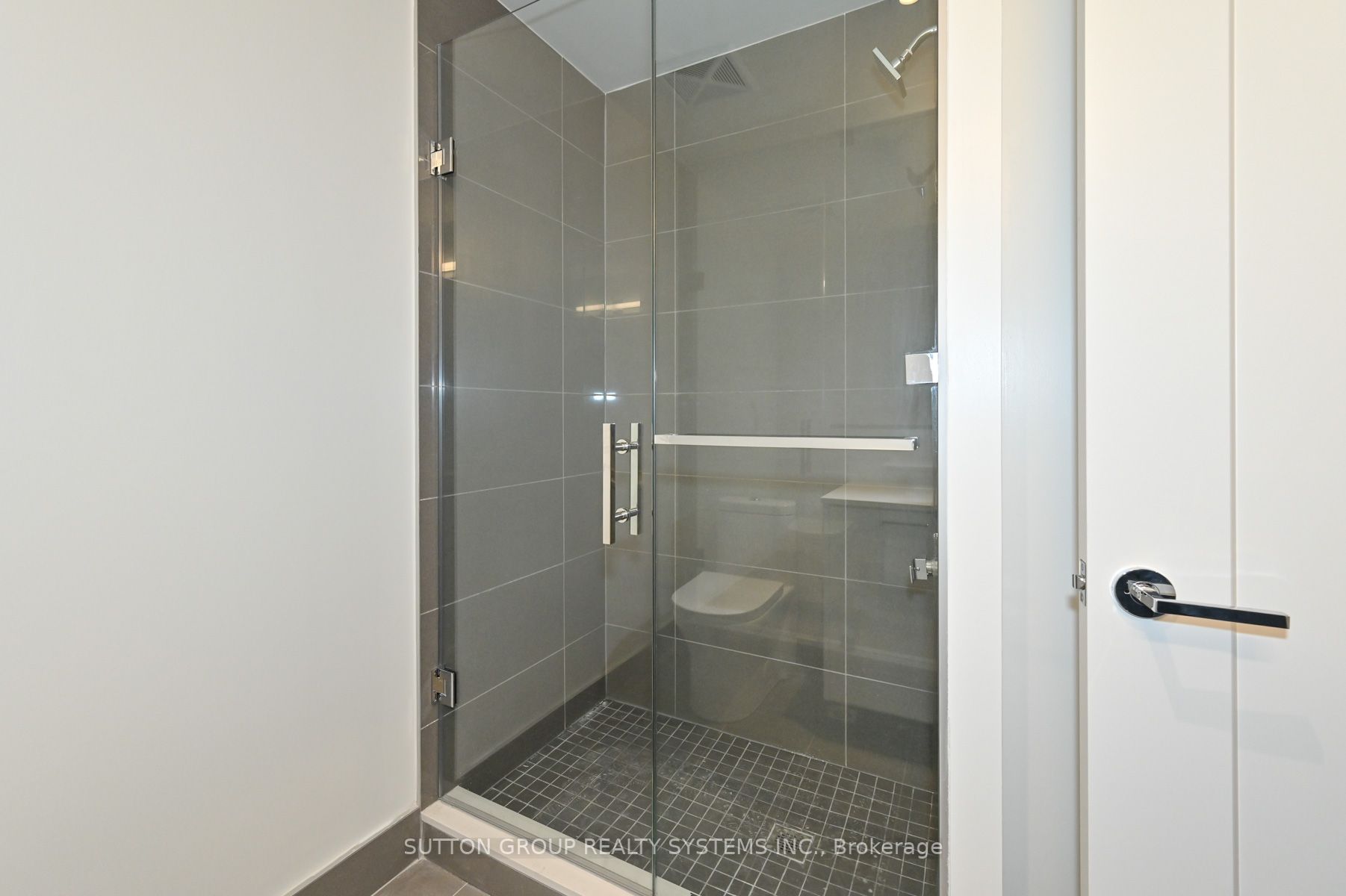 293 The Kingsway #207