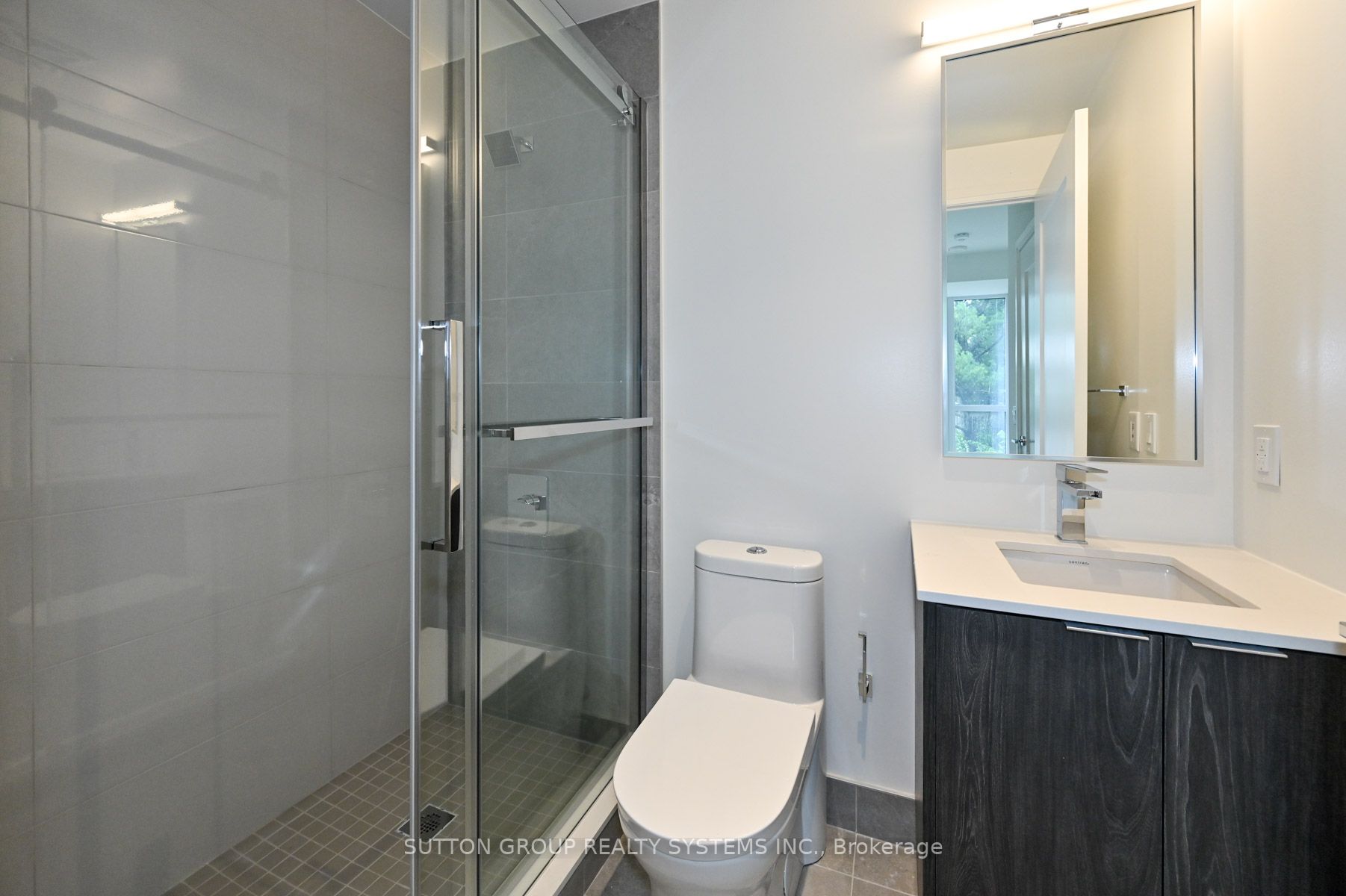 293 The Kingsway #207