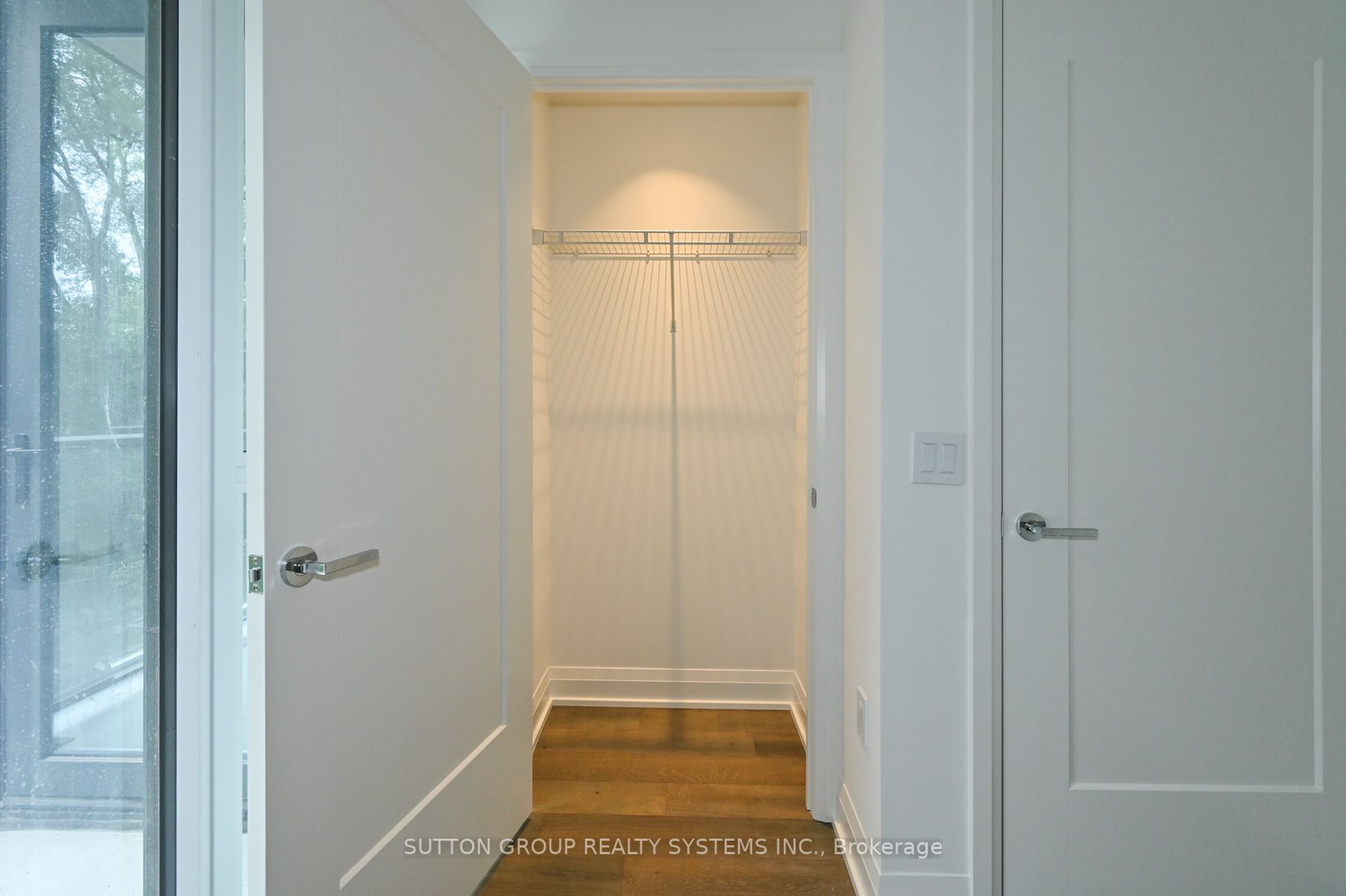 293 The Kingsway #207