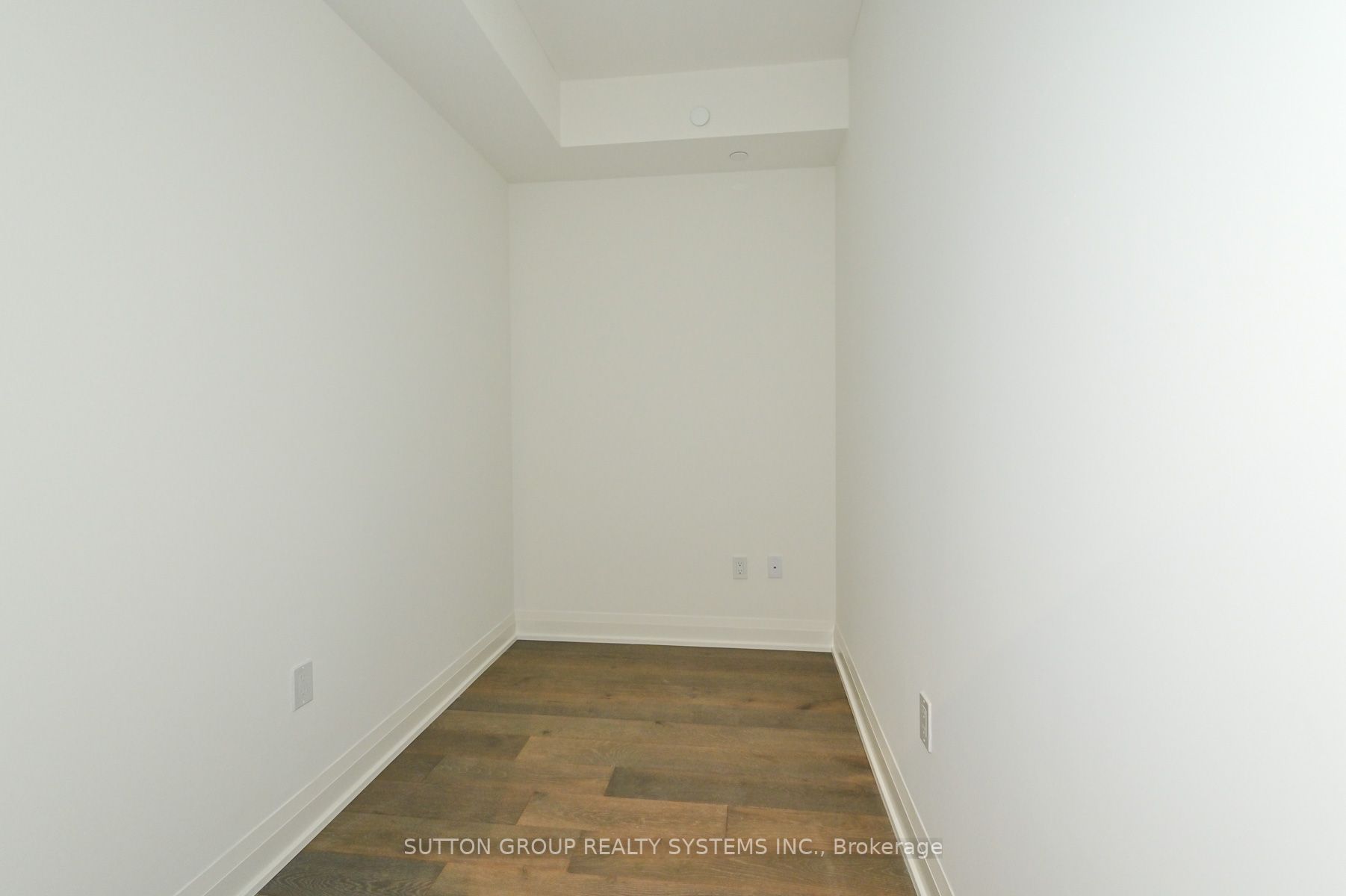 293 The Kingsway #207