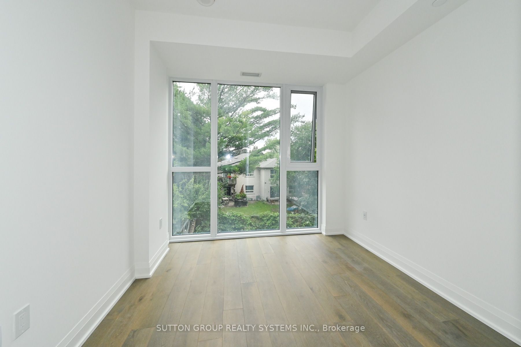 293 The Kingsway #207