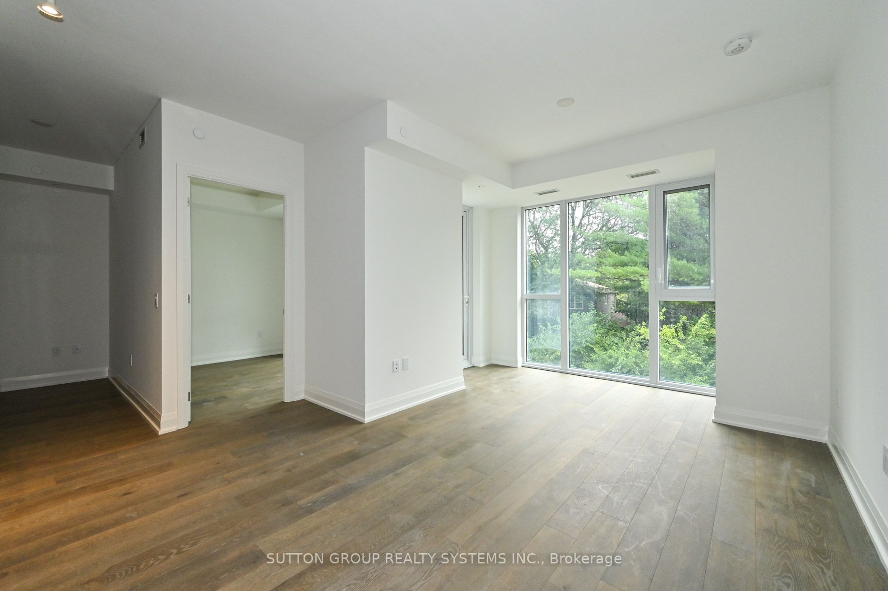 293 The Kingsway, #207