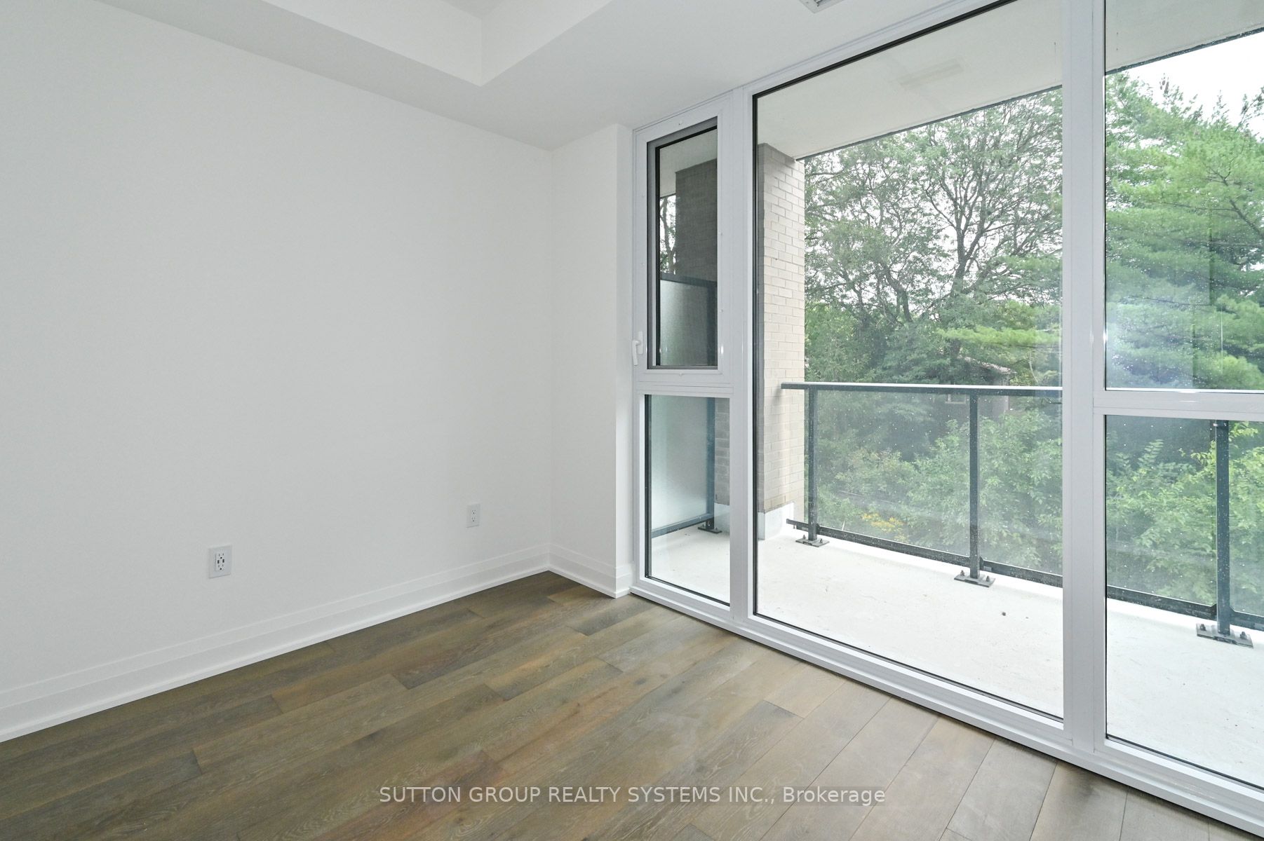 293 The Kingsway #207
