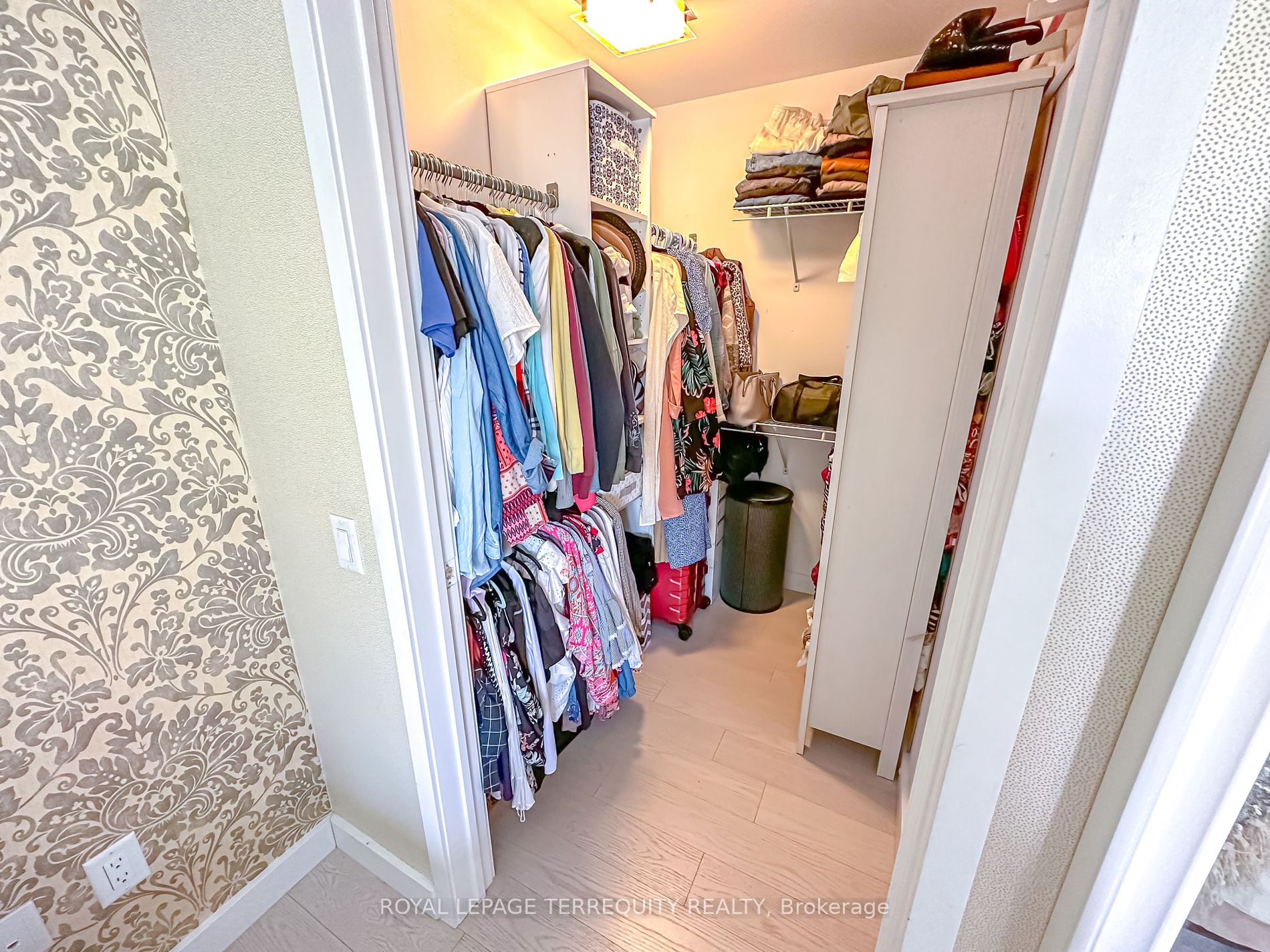 5025 Harvard Rd, #204