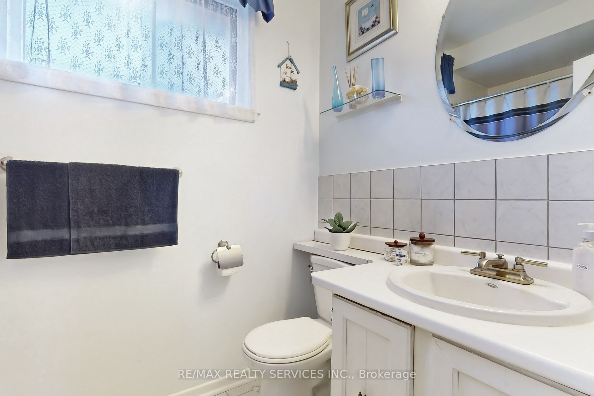 31 Dalraith Cres
