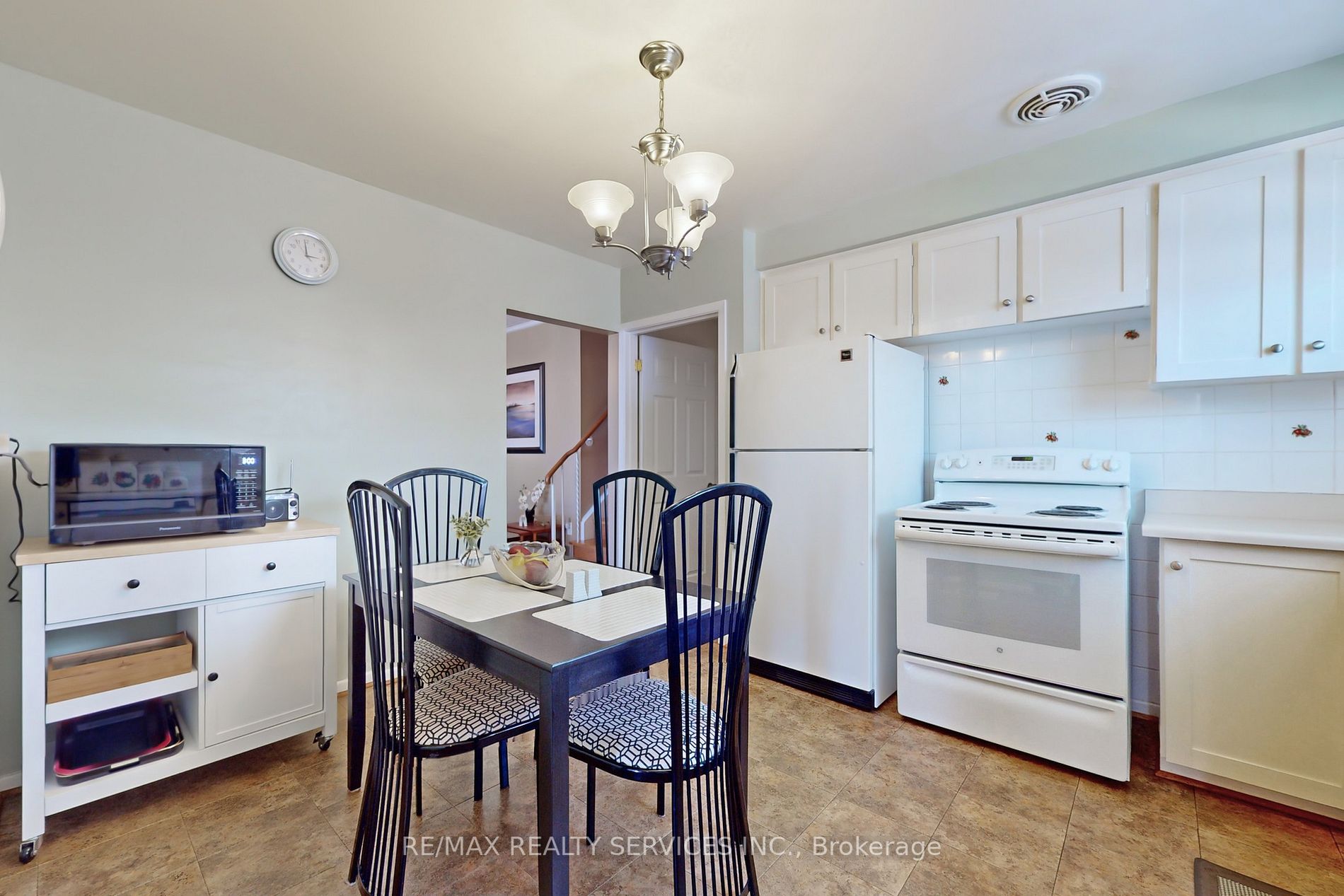 31 Dalraith Cres