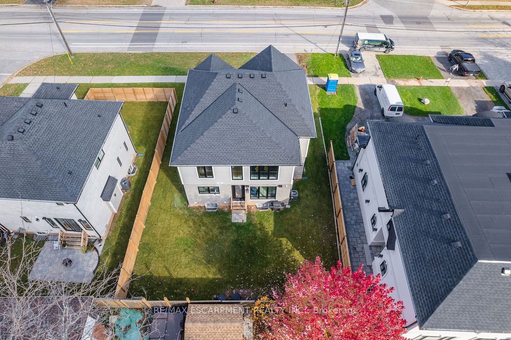 308 Appleby Line