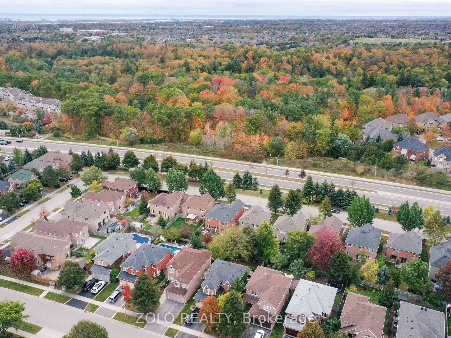 2375 East Gate Cres