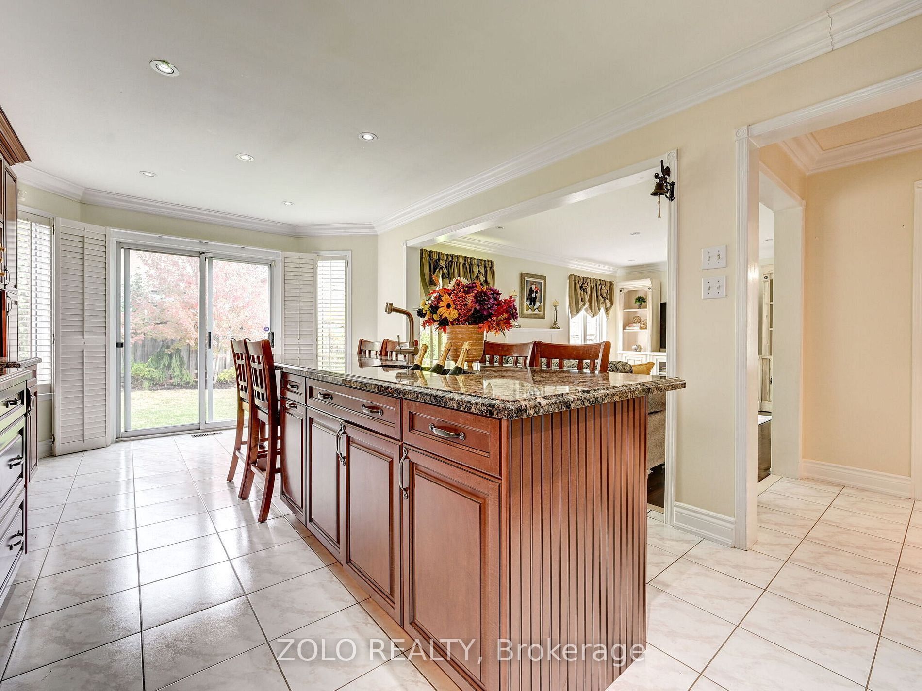 2375 East Gate Cres
