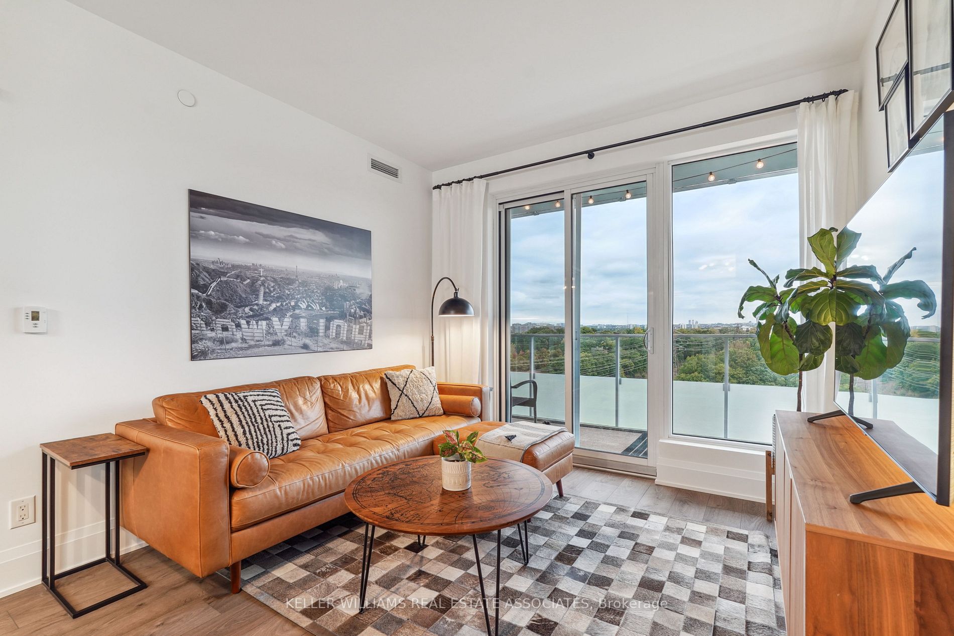 20 Brin Dr, #806