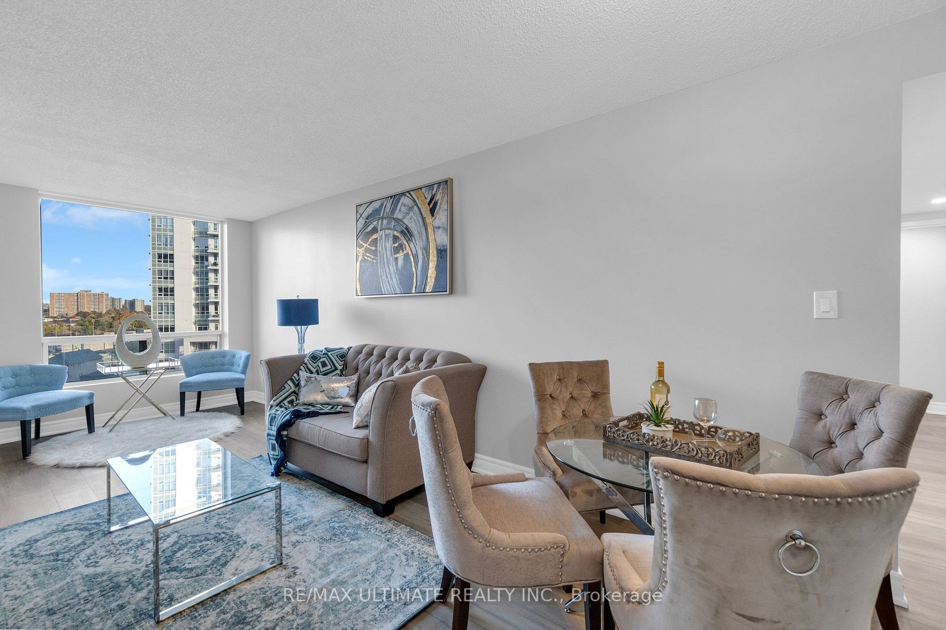 1 Hickory Tree Rd E, #902