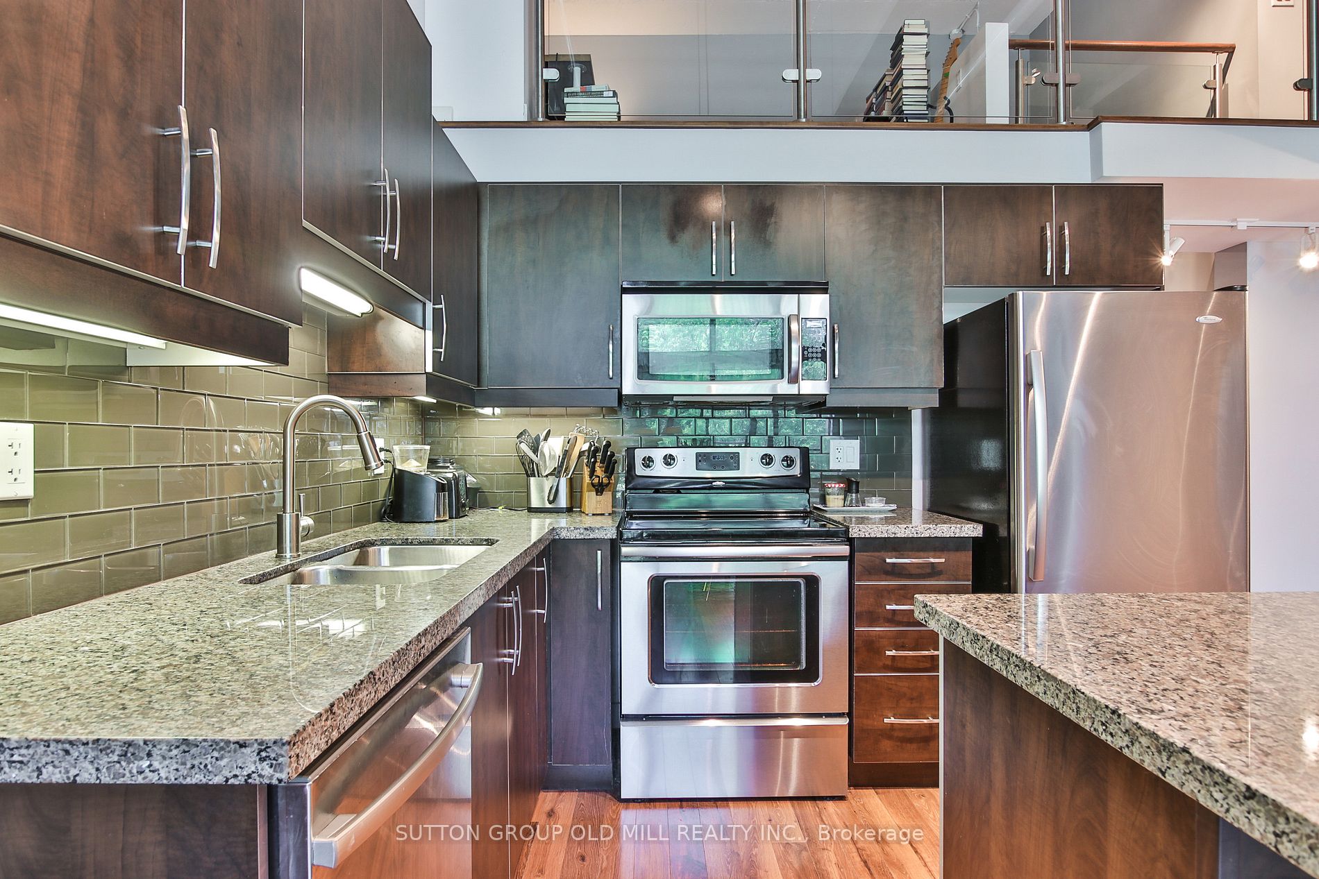 2 Fieldway Rd, #107